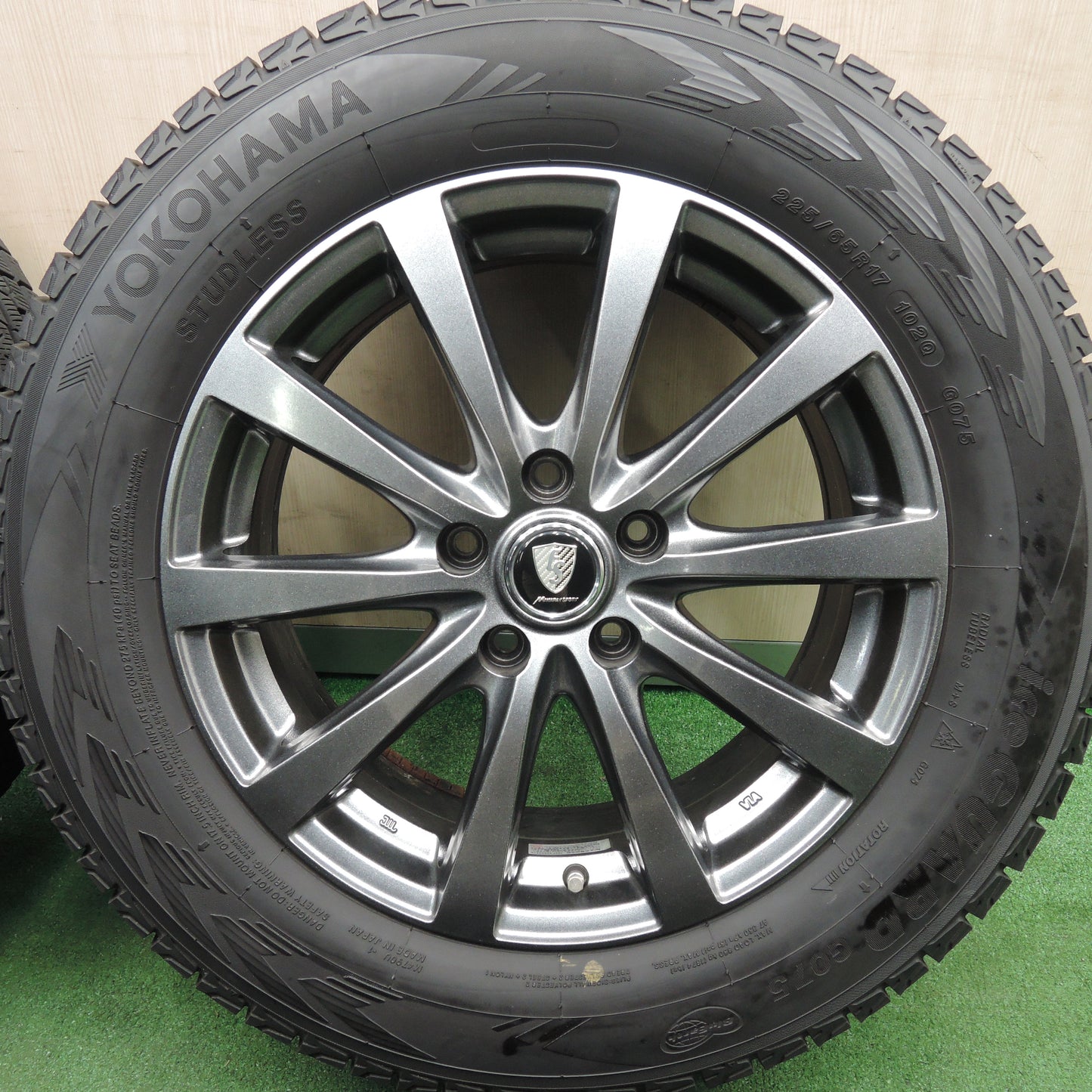 *送料無料*バリ溝！キレイ！9.5分★スタッドレス 225/65R17 ヨコハマ アイスガード G075 MANARAY SPORT マナレイ スポーツ 17インチ PCD114.3/5H★4010606HAス