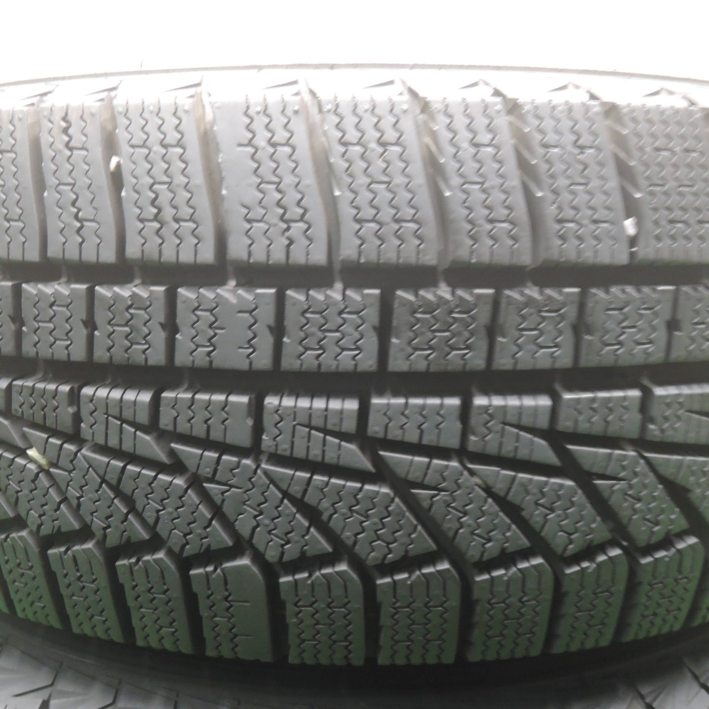 [送料無料]バリ溝！19年！ほぼ10分★スタッドレス 195/65R15 ハンコック ウインター アイセプト IZ2A AQUA I JAK アクア 15インチ PCD114.3/5H★3092002SYス