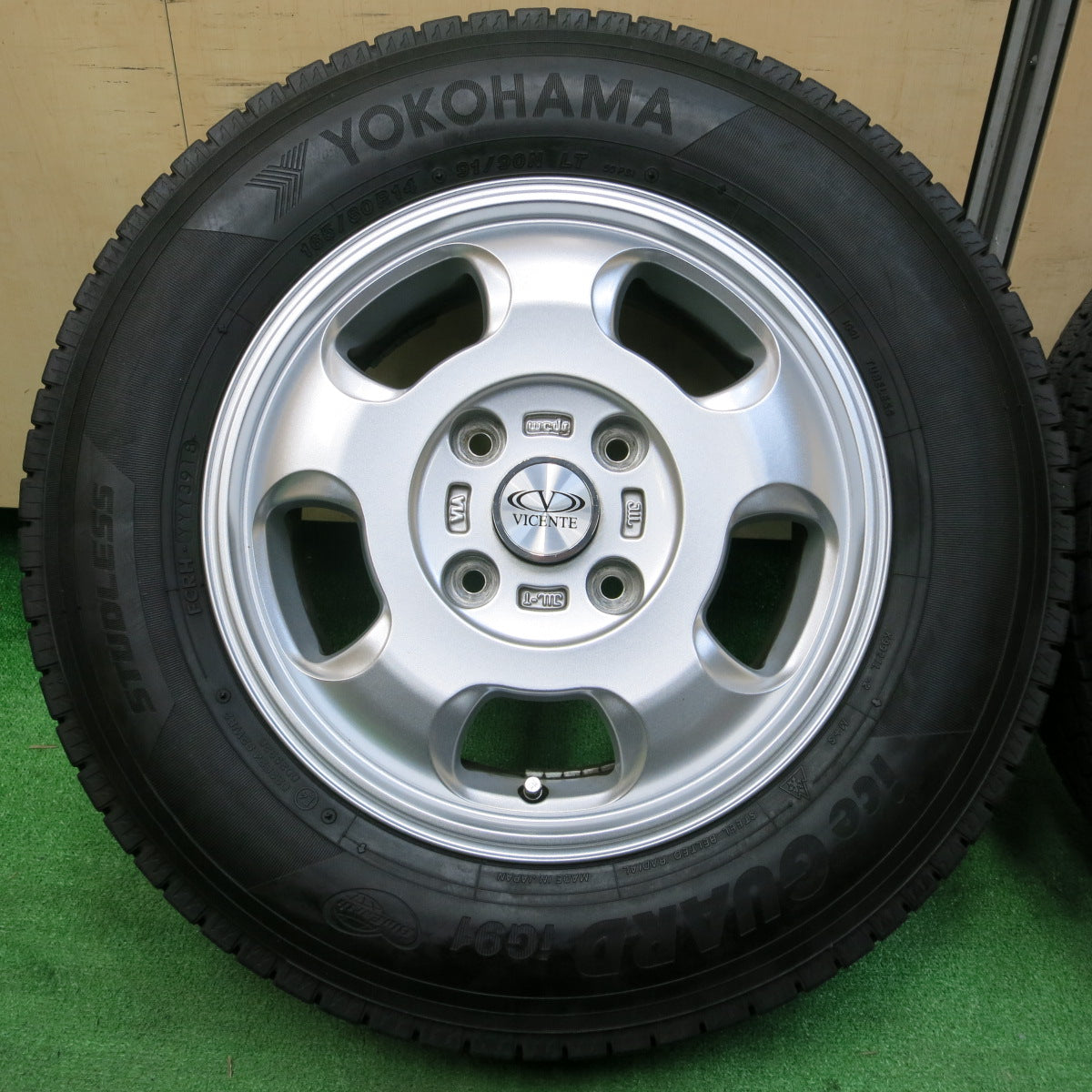 ☆スタッドレス&ホイール 持ち歩こ 4本☆ 165/80R14 91/90N LT ヨコハマタイヤ アイス