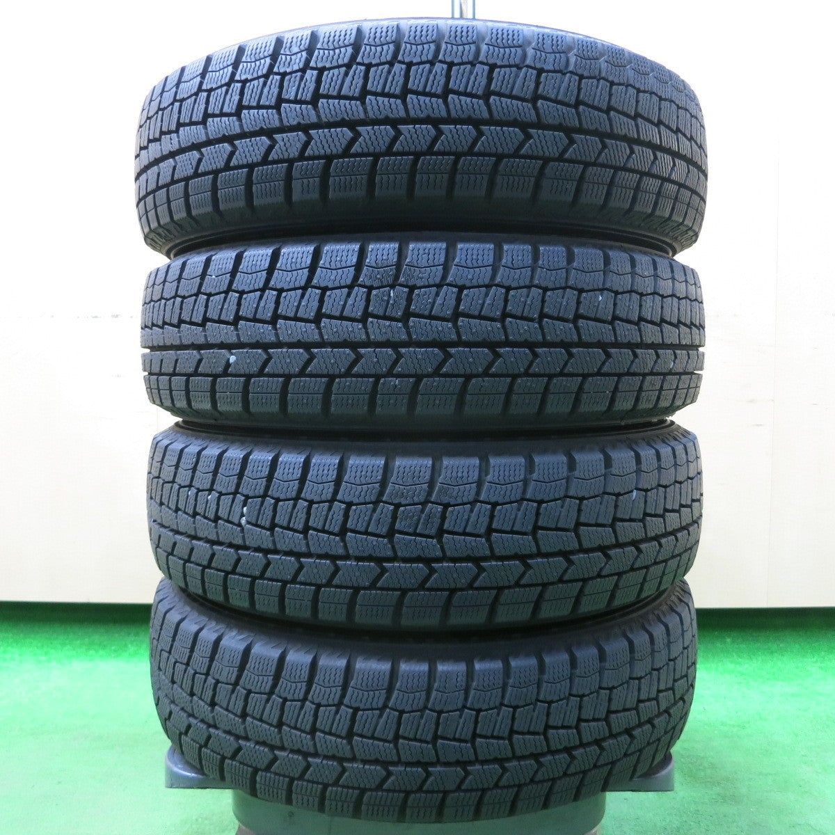 *送料無料* 超バリ溝！22年！キレイ！ほぼ10分★スタッドレス 155/65R14 ダンロップ ウインターマックス WM02 DUFACT デュファクト 14インチ PCD100/4H★4020905イス