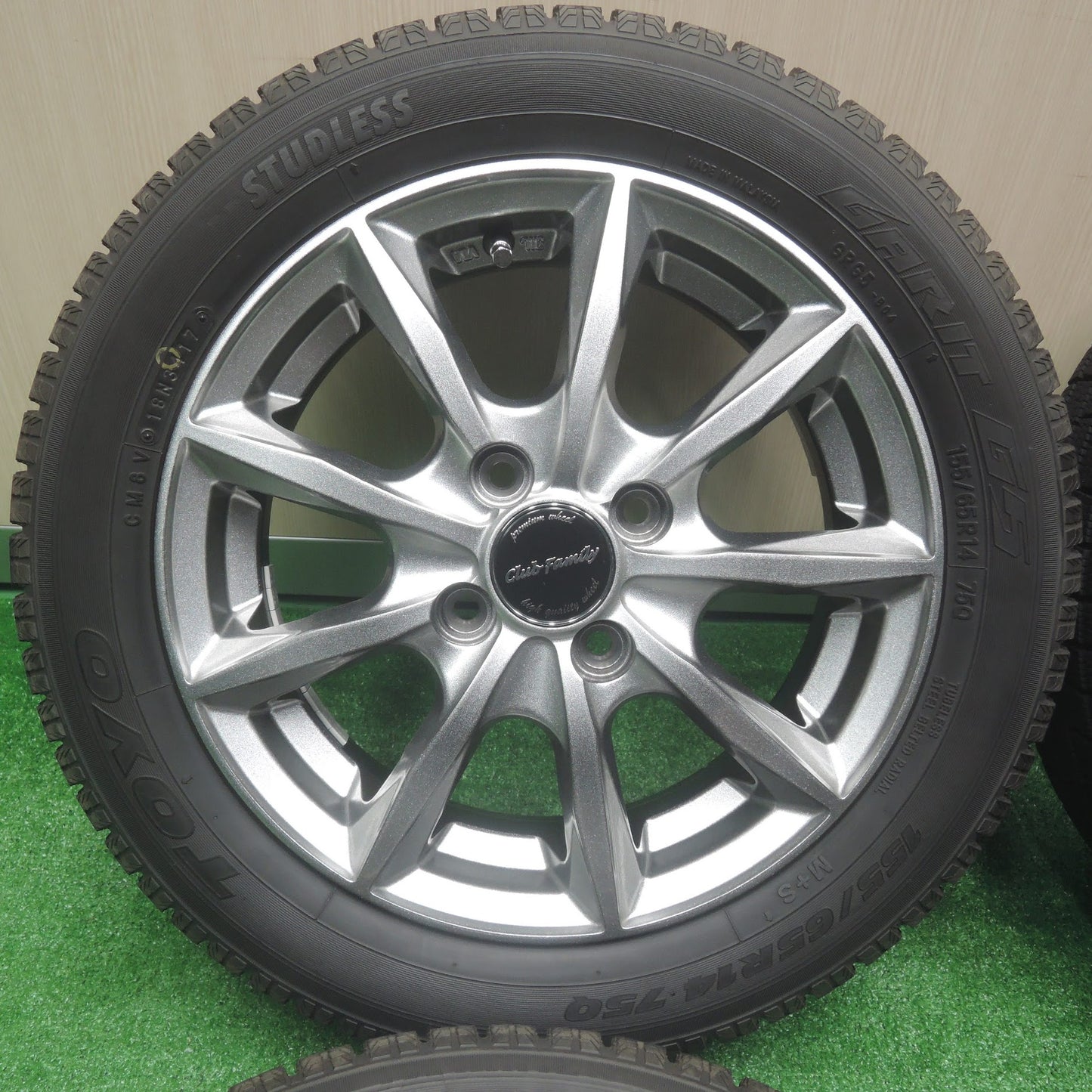 [送料無料]超バリ溝！キレイ！9.5分以上★スタッドレス 155/65R14 トーヨー ガリット G5 Club Family 社外 アルミ 14インチ PCD100/4H★3073105SYス