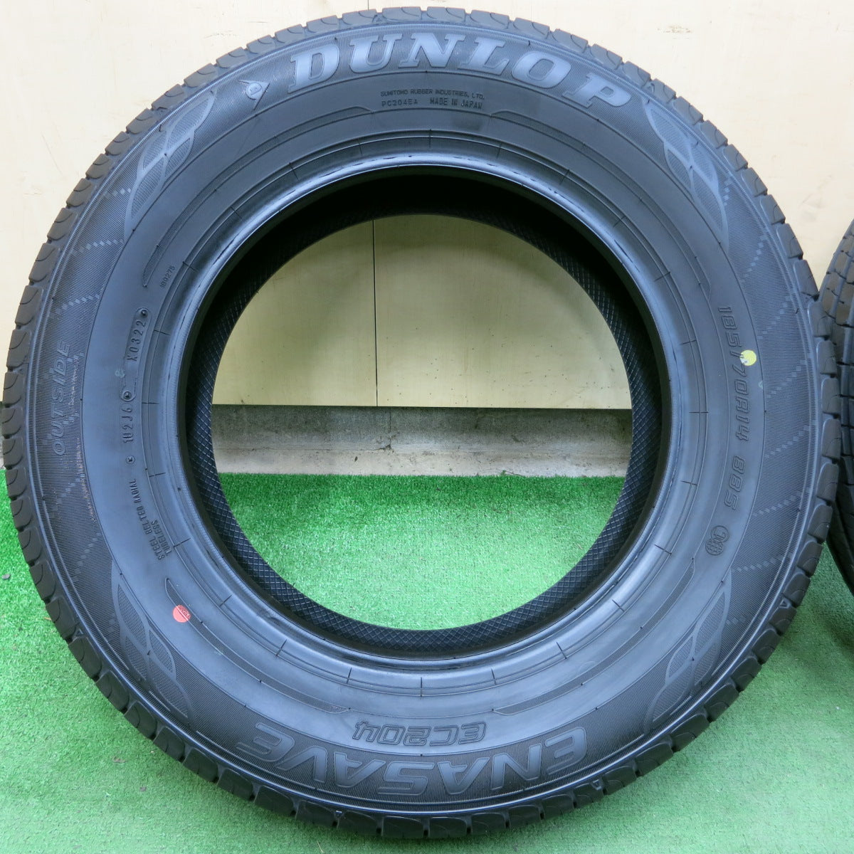 *送料無料*新車外し！22年！ほぼ未使用★185/70R14 ダンロップ エナセーブ EC204 タイヤ 14インチ フリード ノート アクシオ 等★3102101イノタ