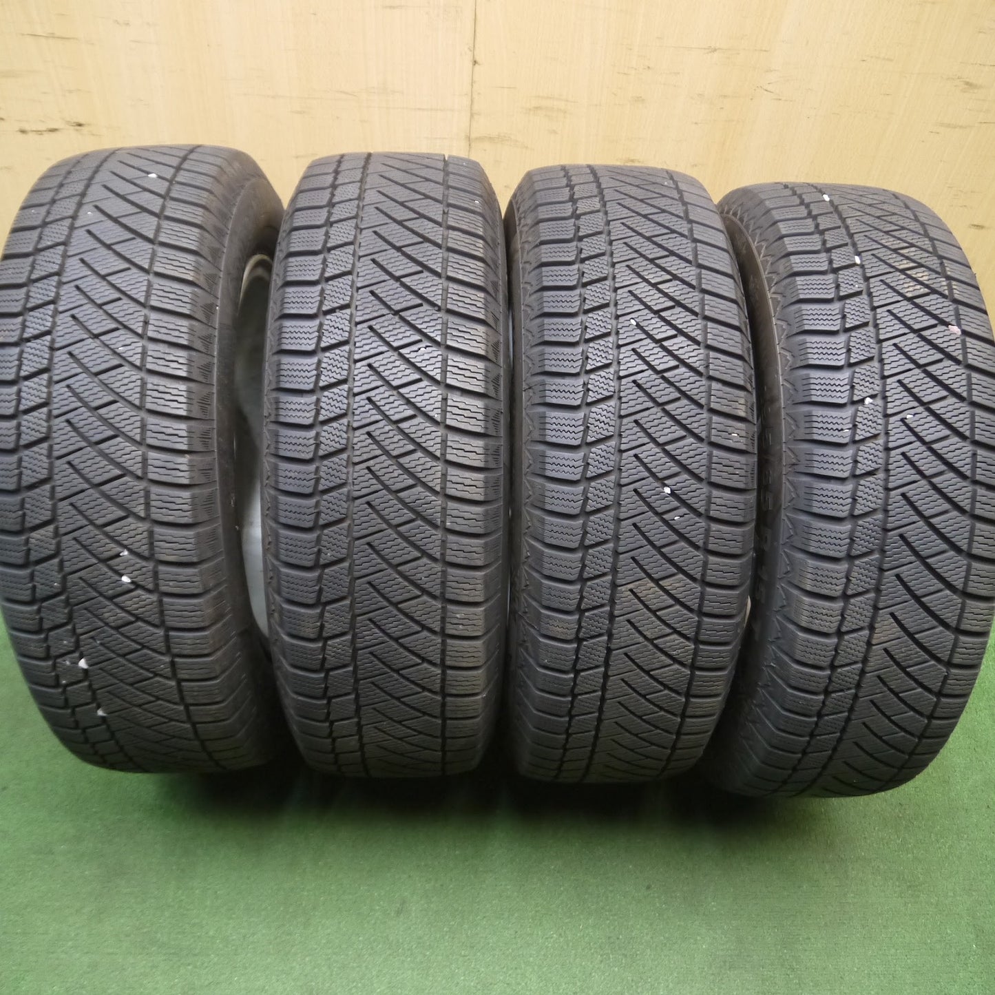 [送料無料]バリ溝！9.5分★スタッドレス 195/65R15 コンチネンタル コンチバイキング コンタクト6 EuroBein MANARAY SPORT PCD100 114.3/5H マルチ★3091202Hス