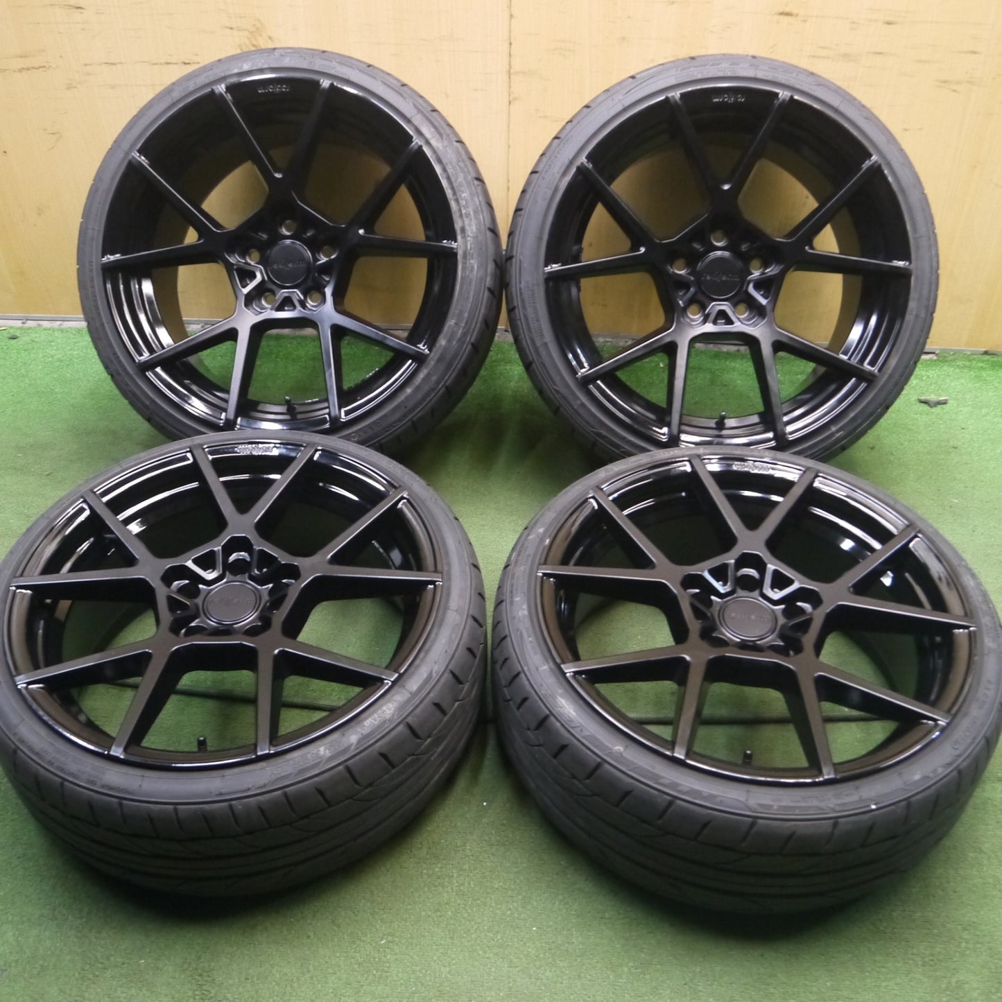 *送料無料* キレイ！23年★BMW等 rotiform 215/35R19 235/35R19 ニットー NT555 G2 ロティフォーム 19インチ PCD120/5H★4030514Hノ