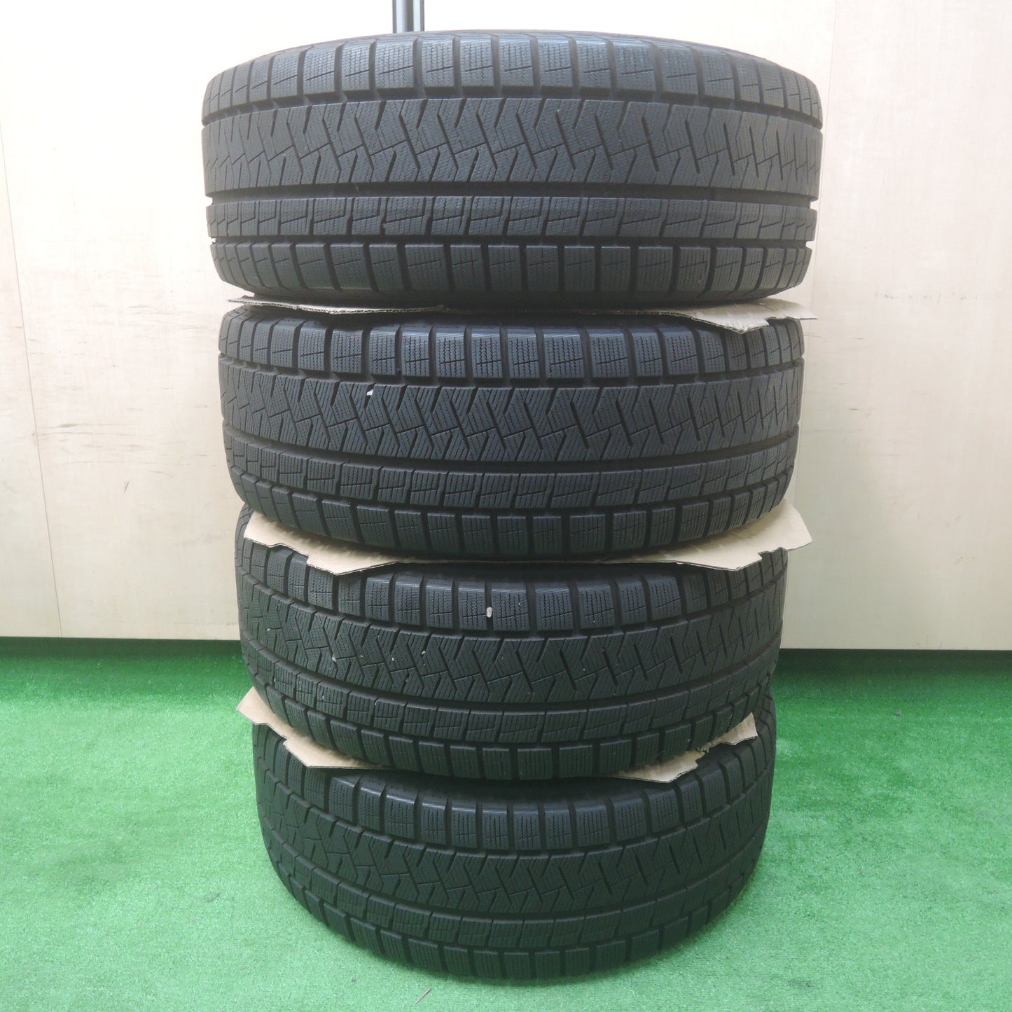 *送料無料*バリ溝！21年！ほぼ10分★スズキ キザシ 純正 235/45R18 スタッドレス ピレリ アイスアシンメトリコ 18インチ PCD114.3/5H★3112001SYス