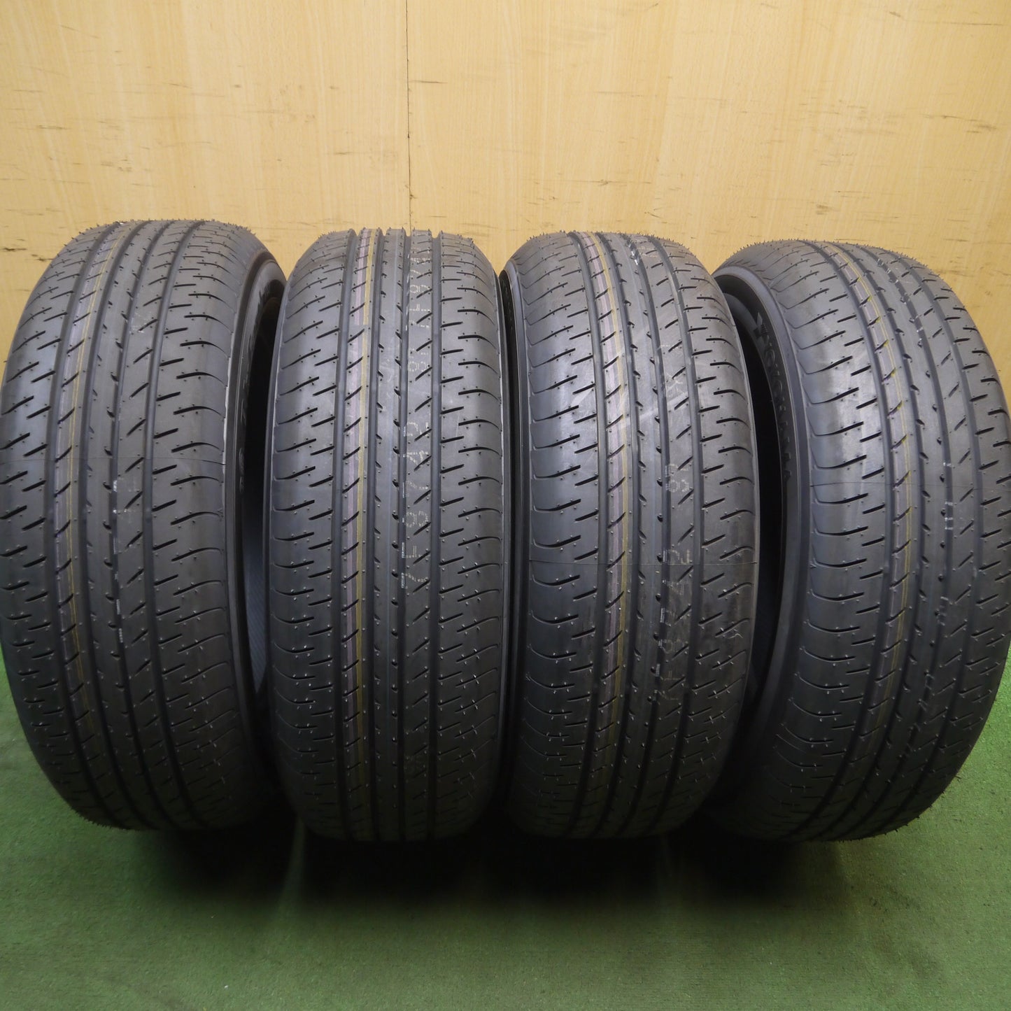 *送料無料*新車外し！23年★225/60R17 ヨコハマ ブルーアース E51 E51A タイヤ 17インチ アルファード ヴェルファイア 等★3121201Hノタ