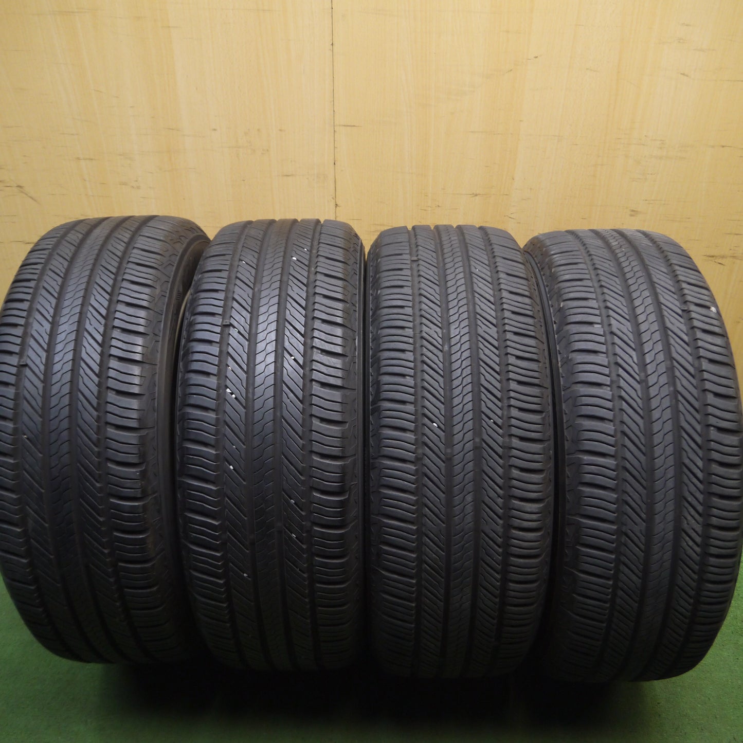 *送料無料*バリ溝！19年！9分★トヨタ 60系 ハリアー 純正 235/55R18 ヨコハマ ジオランダー CV G058 18インチ PCD114.3/5H★3121515Hノ