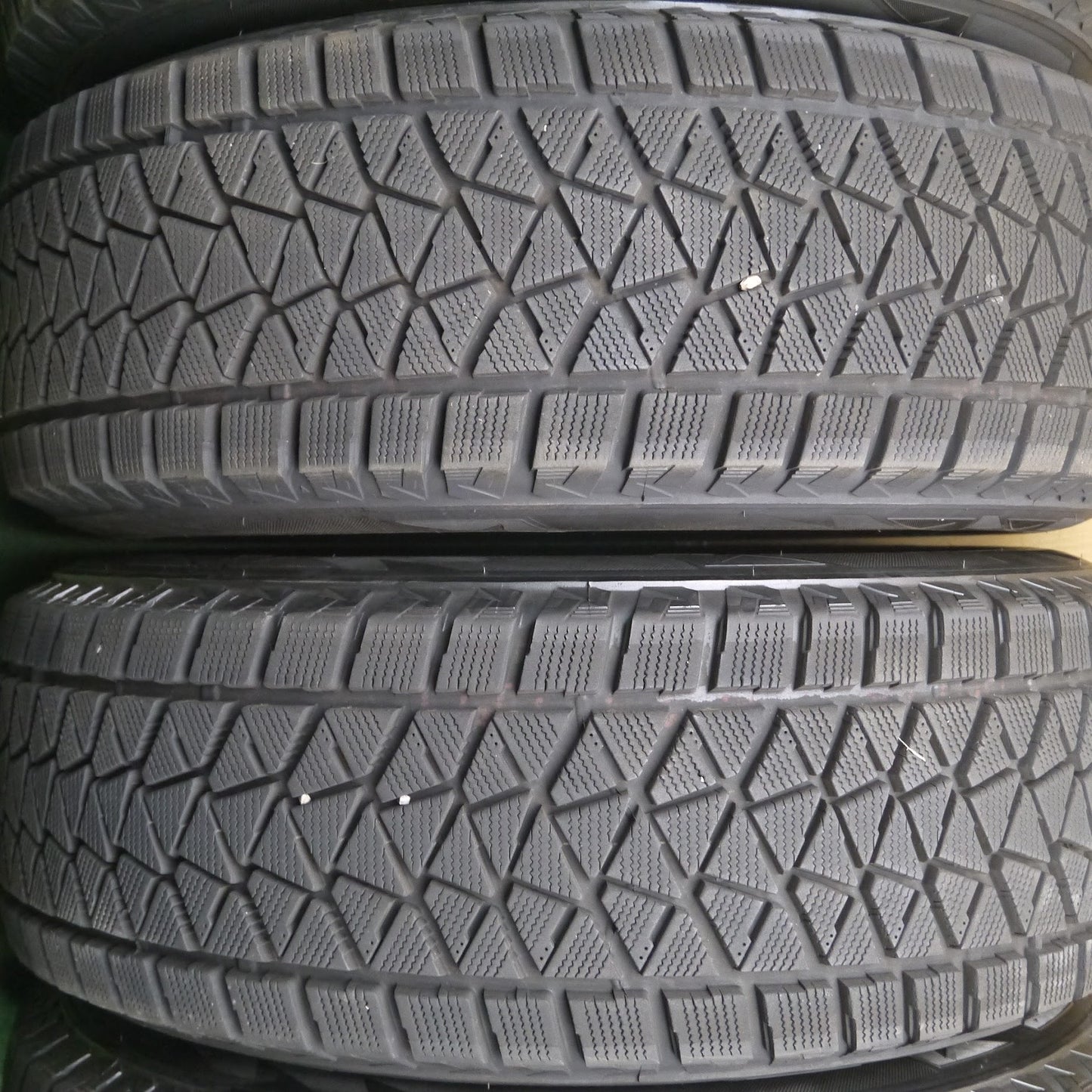 [送料無料]バリ溝！キレイ！9.5分★KEELER weds スタッドレス 265/65R17 ブリヂストン ブリザック DM-V2 キーラー 17インチ PCD139.7/6H★3070402クス