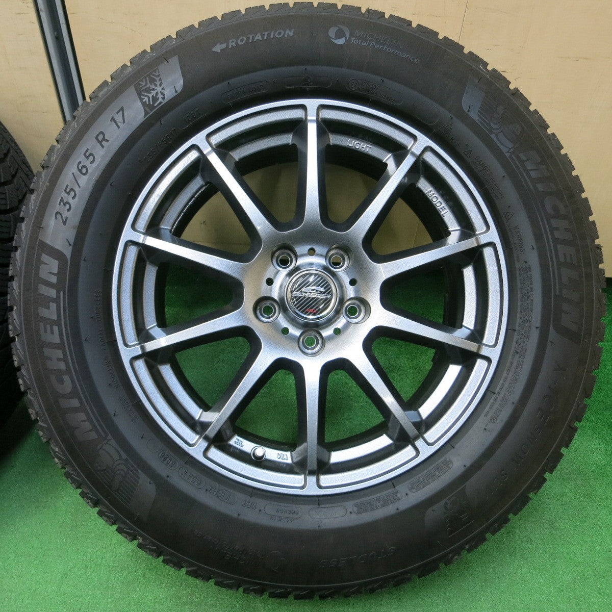 *送料無料* 超バリ溝！20年！キレイ！ほぼ10分★スタッドレス 235/65R17 ミシュラン X-ICE SNOW SUV SCHNEIDER  MiD シュナイダー PCD114.3/5H★4022004イス