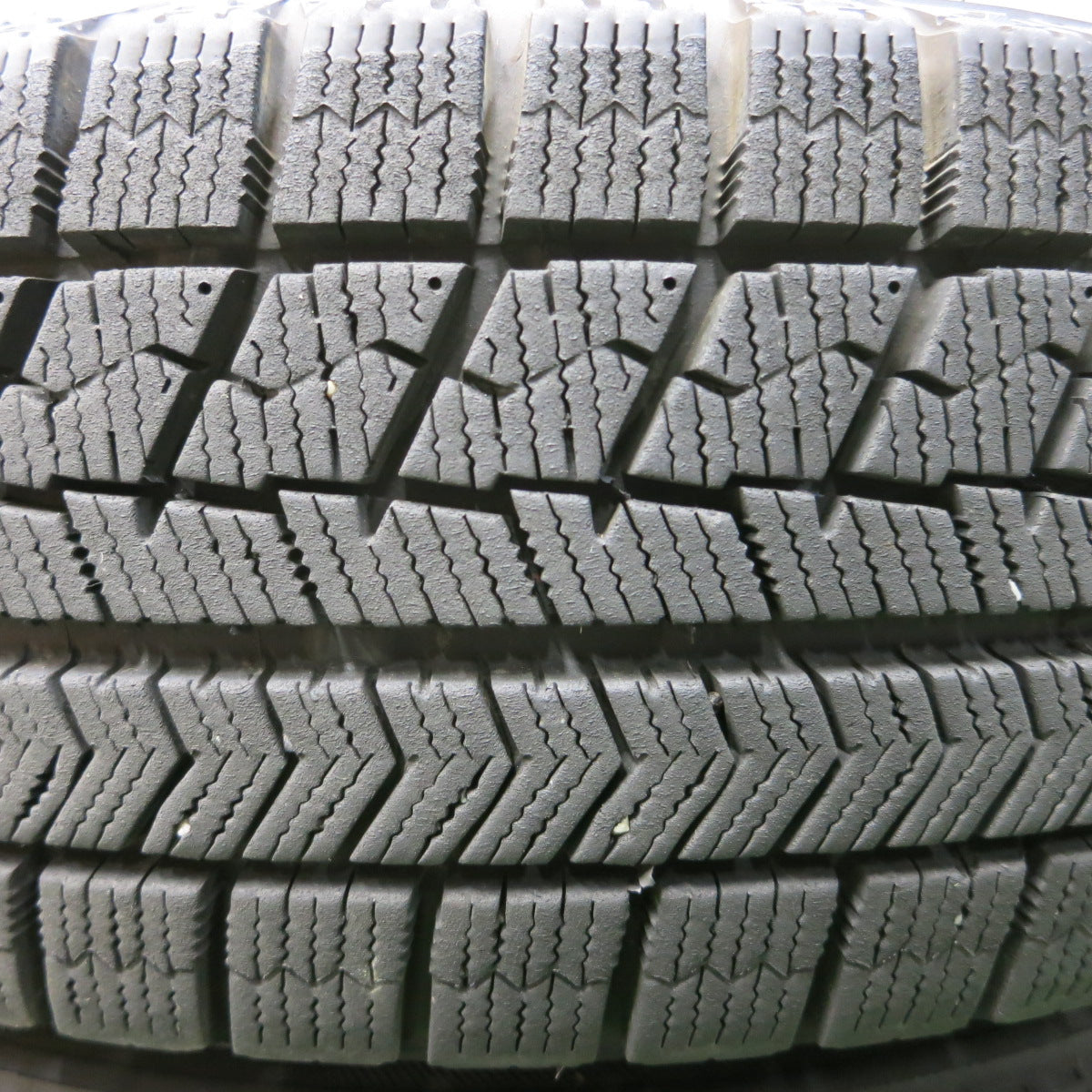 *送料無料*バリ溝！19年！キレイ！8.5分★スタッドレス 155/65R14 ブリヂストン ブリザック VRX WAREN ヴァーレン 14インチ PCD100/4H★3102504イス