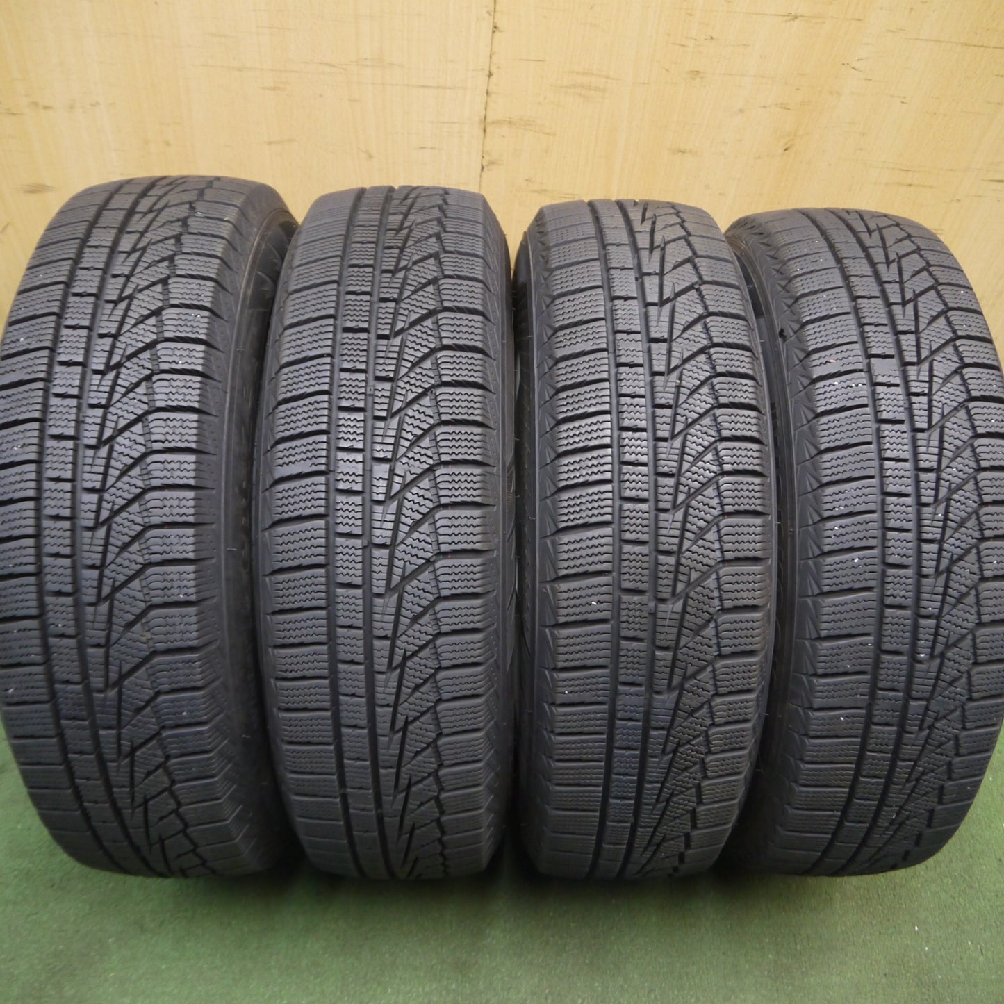 *送料無料*バリ溝！20年！9.5分★スタッドレス 165/70R14 ハンコック ウインター アイセプト IZ2A ZAPPER weds 14インチ PCD100 114.3/4H マルチ★4012909Hス