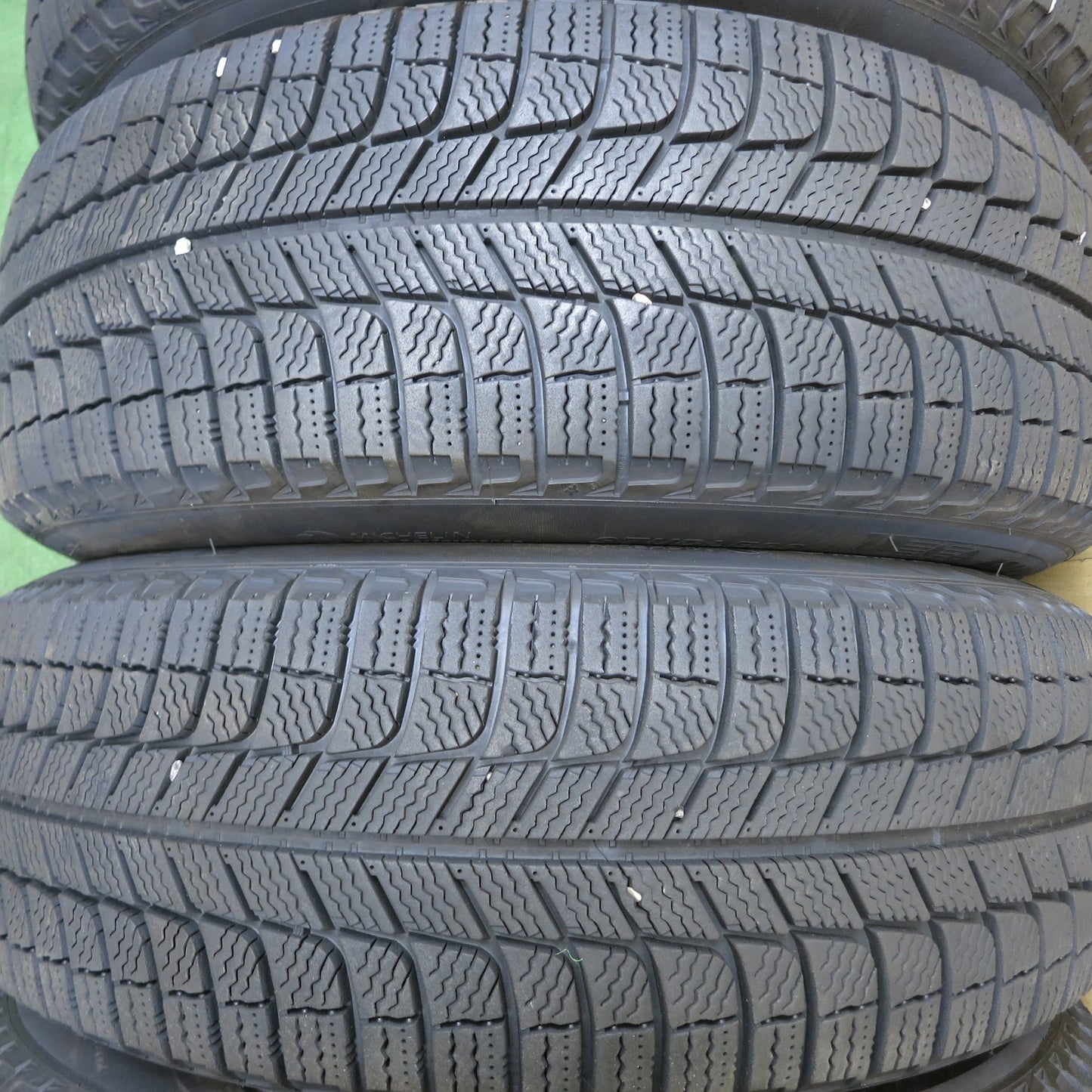 [送料無料]バリ溝！19年！キレイ！9.5分★スタッドレス 215/65R16 ミシュラン X-ICE3+ Claire クレール インターミラノ 16インチ PCD114.3/5H★3061908Hス