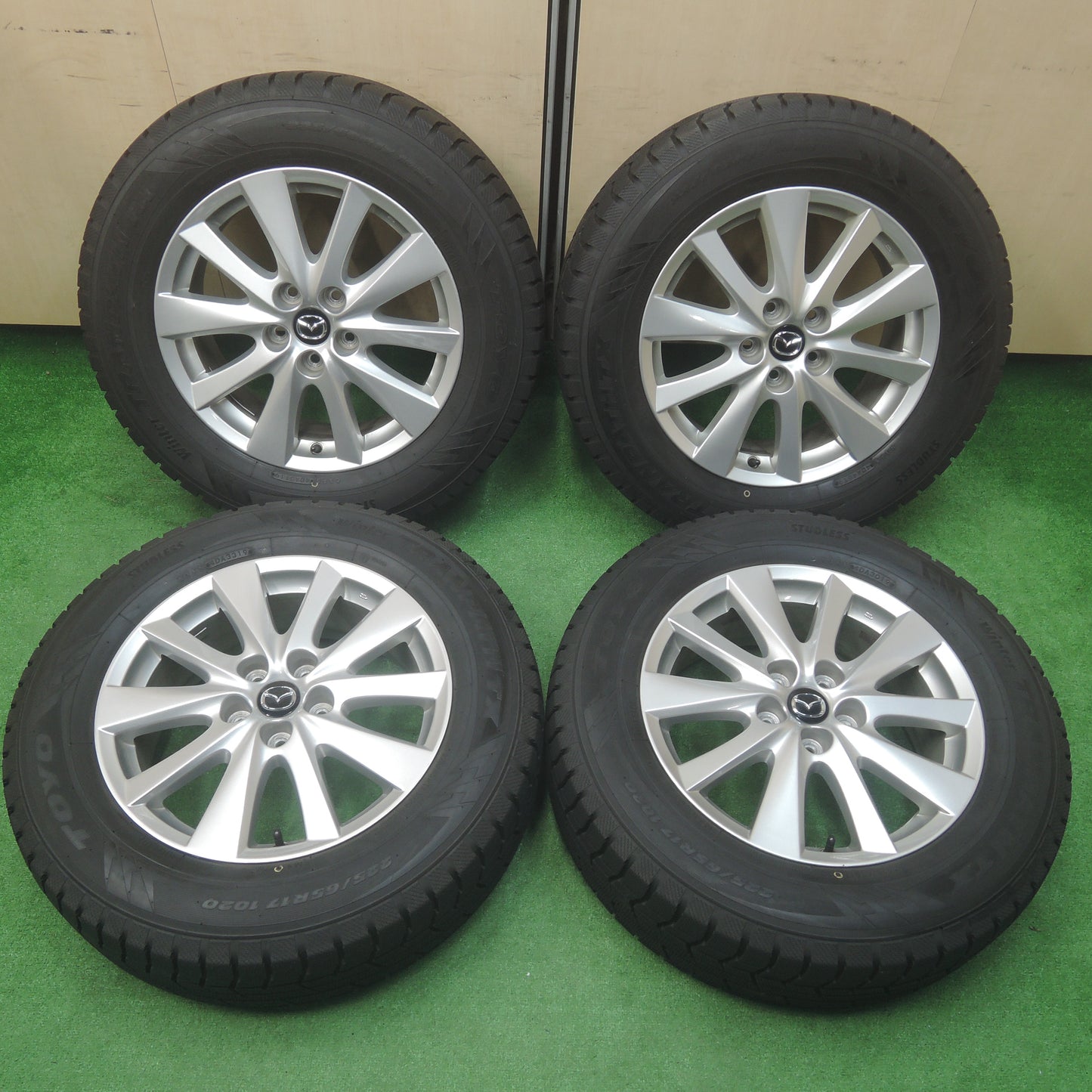 *送料無料*超バリ溝！19年！綺麗！ほぼ10分★マツダ CX-5 純正 225/65R17 スタッドレス トーヨー ウインタートランパス TX 17インチ PCD114.3/5H★3113010SYス