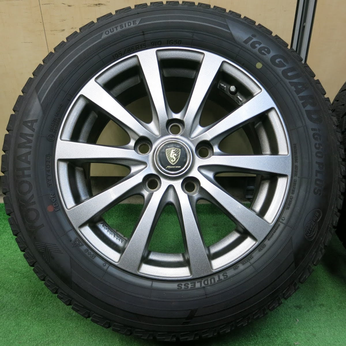 [送料無料]バリ溝！20年！キレイ！9.5分★スタッドレス 195/65R15 ヨコハマ アイスガード iG50 プラス MANARAY SPORT マナレイスポーツ PCD114.3/5H★3072004イス