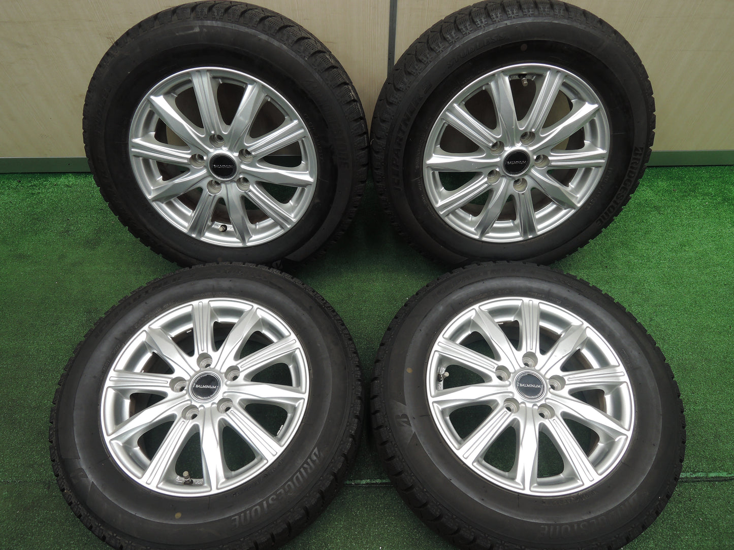 *送料無料*バリ溝！19年！8.5分★スタッドレス 195/65R15 ブリヂストン アイスパートナー2 BALMINUM バルミナ PCD114.3/5H★3111120HAス