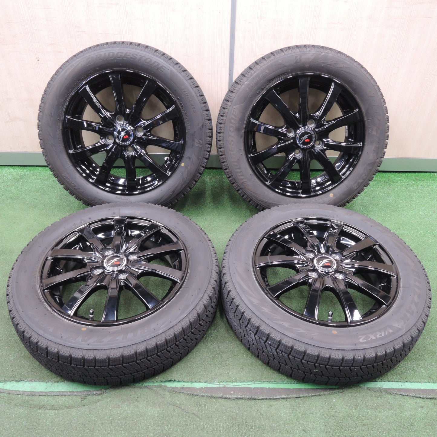 *送料無料* キレイ！21年★スタッドレス 155/65R14 ブリヂストン ブリザック VRX2 Fang ファング 14インチ PCD100/4H★4022908NJス