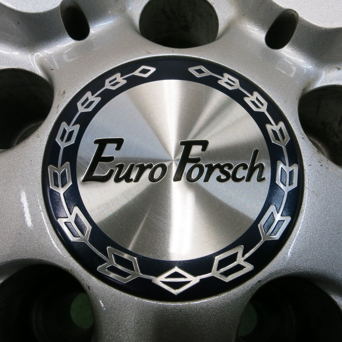 *送料無料* バリ溝！キレイ！9分★ベンツ等 EuroForsch 245/50R18 スタッドレス コンチネンタル バイキングコンタクト7 ユーロフォルシュ PCD112/5H★4030803イス