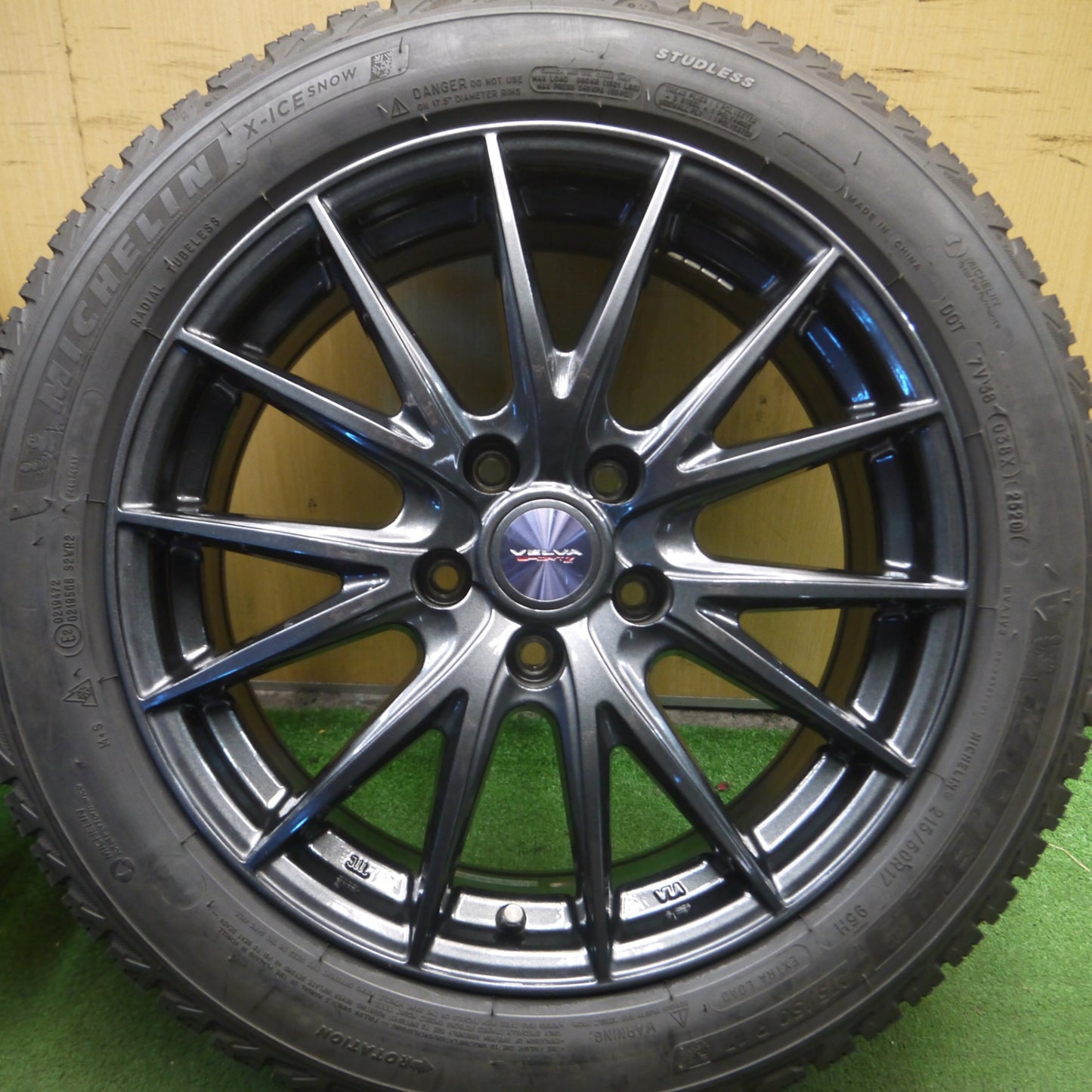 *送料無料* バリ溝！20年！キレイ！9分★スタッドレス 215/50R17 ミシュラン X-ICE SNOW  VELVA SPORTZ ヴェルヴァ 17インチ PCD114.3/5H★4021309Hス