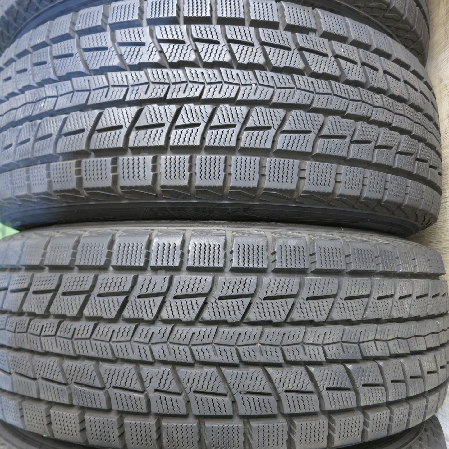 [送料無料]バリ溝！綺麗！9.5分★スタッドレス 225/60R17 ダンロップ ウインターマックスSJ8 MANARAY SPORT マナレイスポーツ 17インチ PCD114.3/5H★3052308Hス