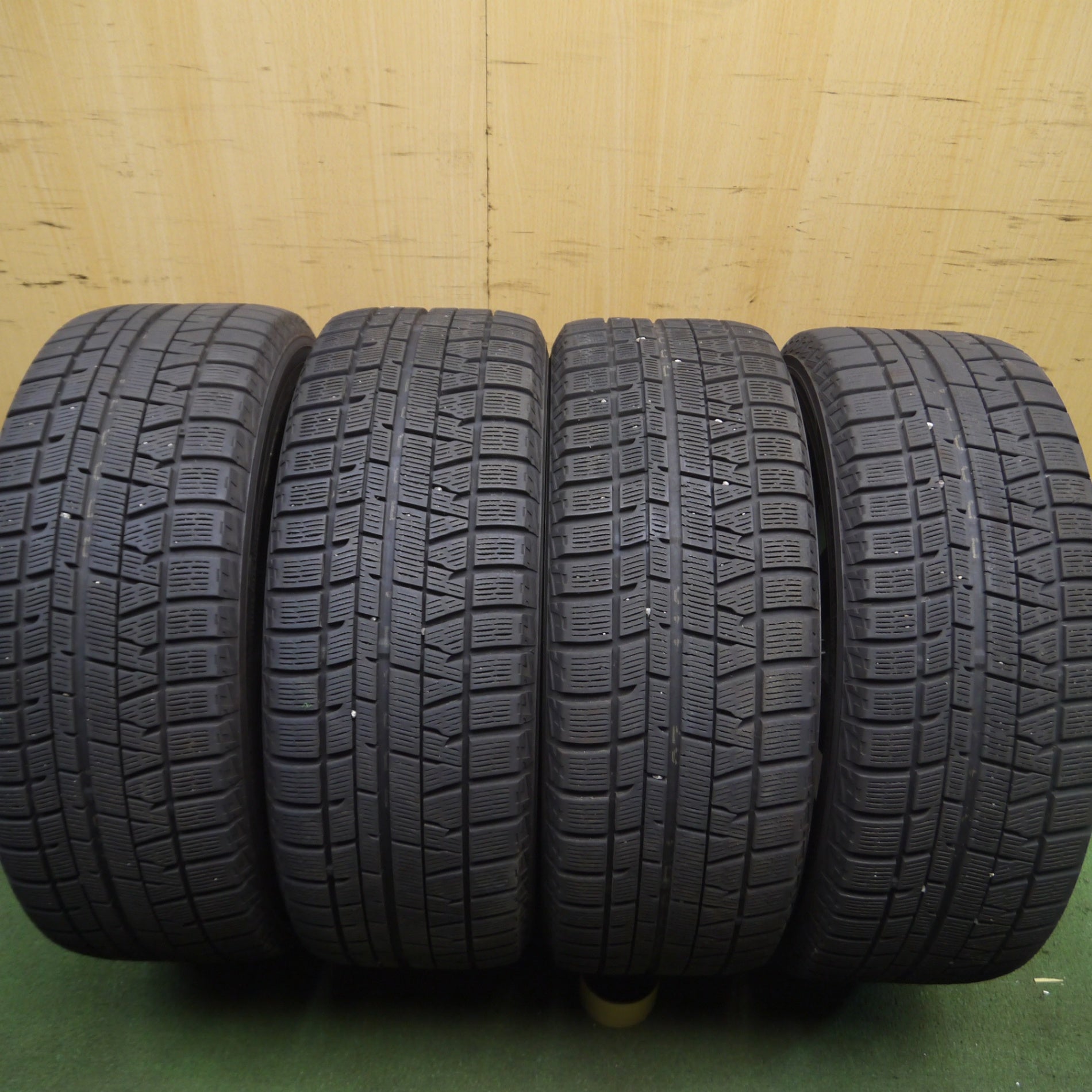 送料無料*バリ溝！20年！キレイ！9分☆86 BRZ等 215/45R17 スタッドレス ヨコハマ アイスガード iG50 プラス GRA |  名古屋/岐阜の中古カー用品・工具の買取/販売ならガレージゲット