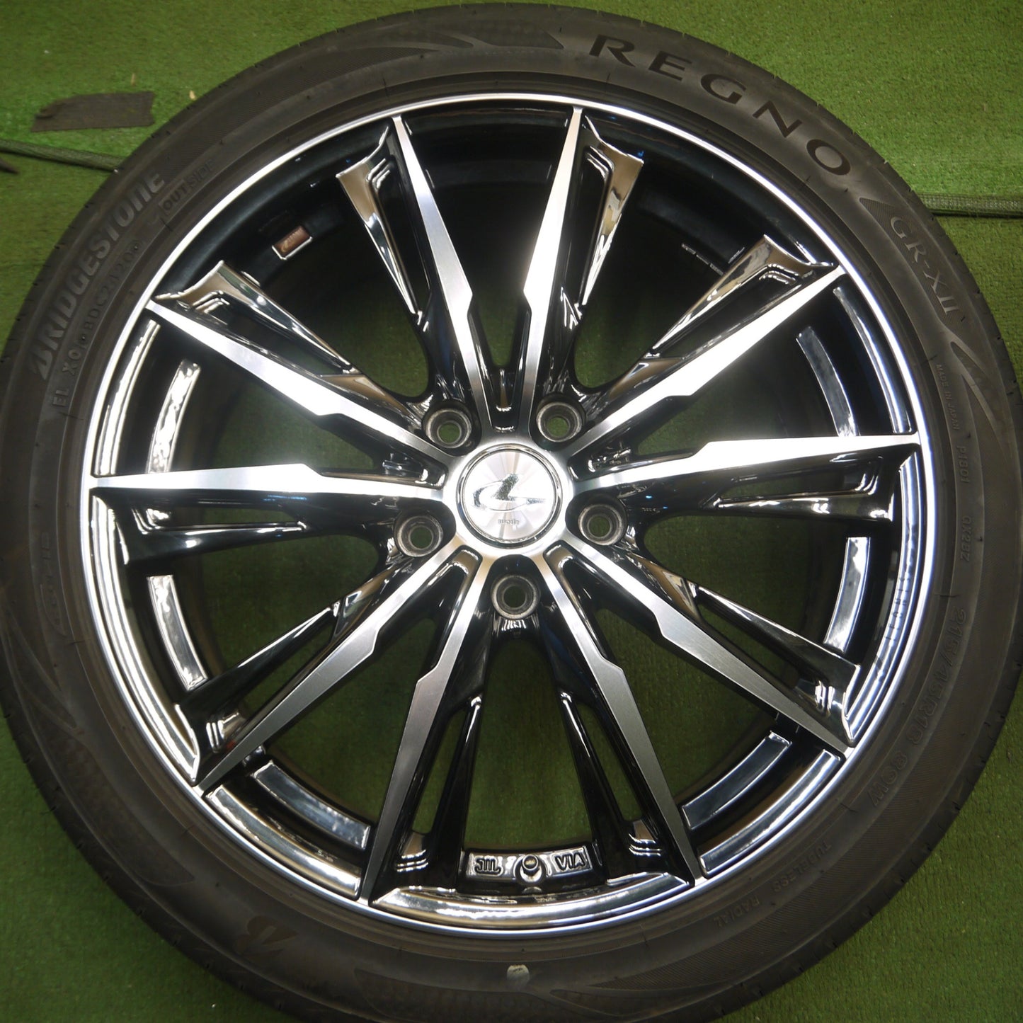 *送料無料* バリ溝！20年！綺麗！9分★LEONIS GX 215/45R18 ブリヂストン レグノ GR-X2 レオニス 18インチ PCD114.3/5H★4030407Hノ