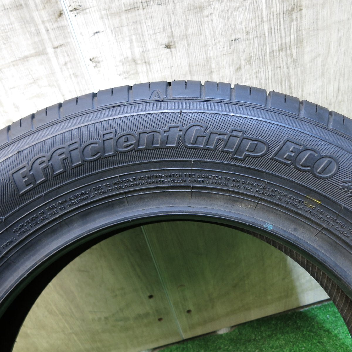 [送料無料]未使用★165/70R14 グッドイヤー EfficientGrip ECO hybrid EG01 タイヤ 14インチ アクア マーチ ヴィッツ 等★3060904Hノタ