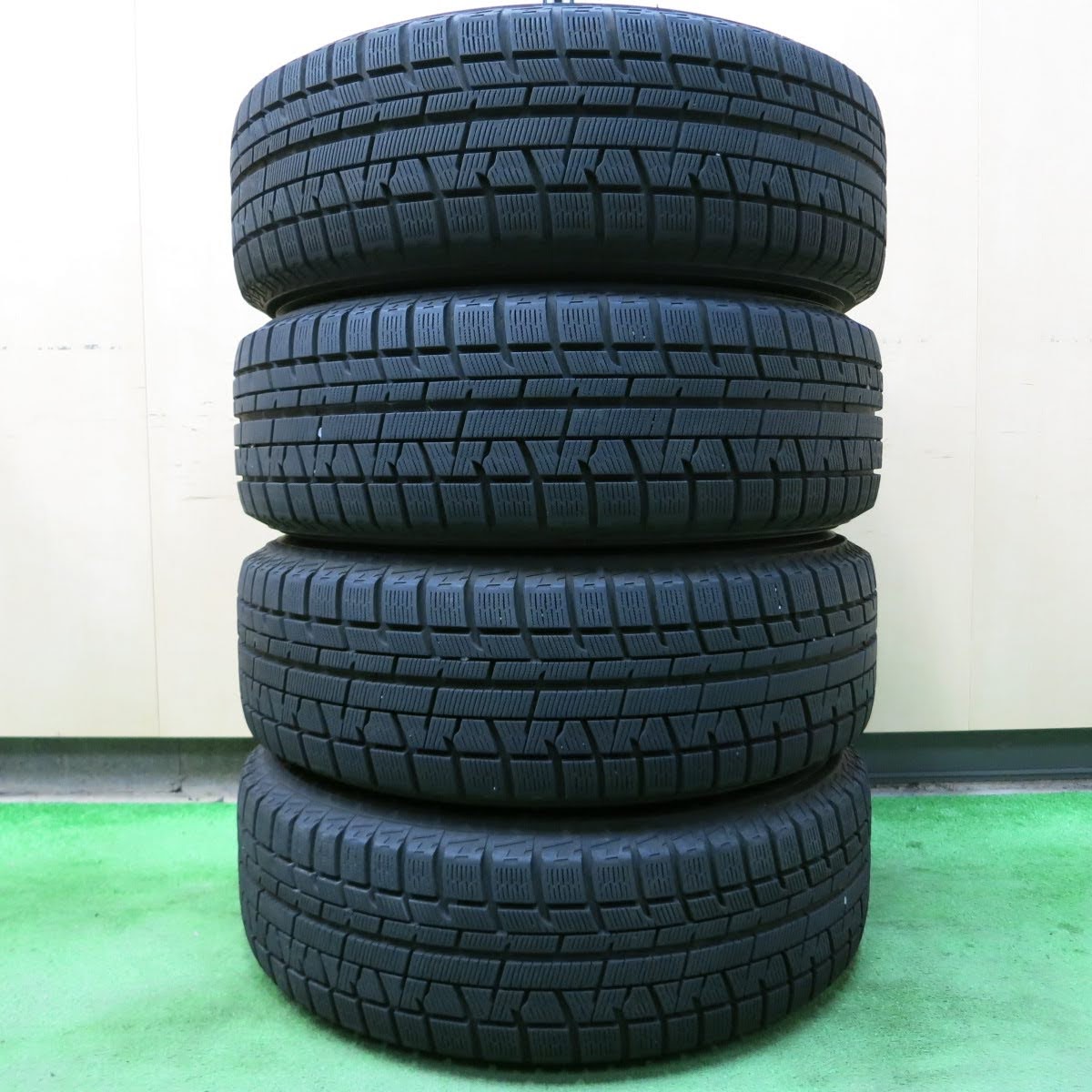 [送料無料]バリ溝！19年！キレイ！9.5分★スタッドレス 215/65R16 ヨコハマ アイスガード iG50 プラス JENEIGE 16インチ PCD114.3/5H★3072910イス