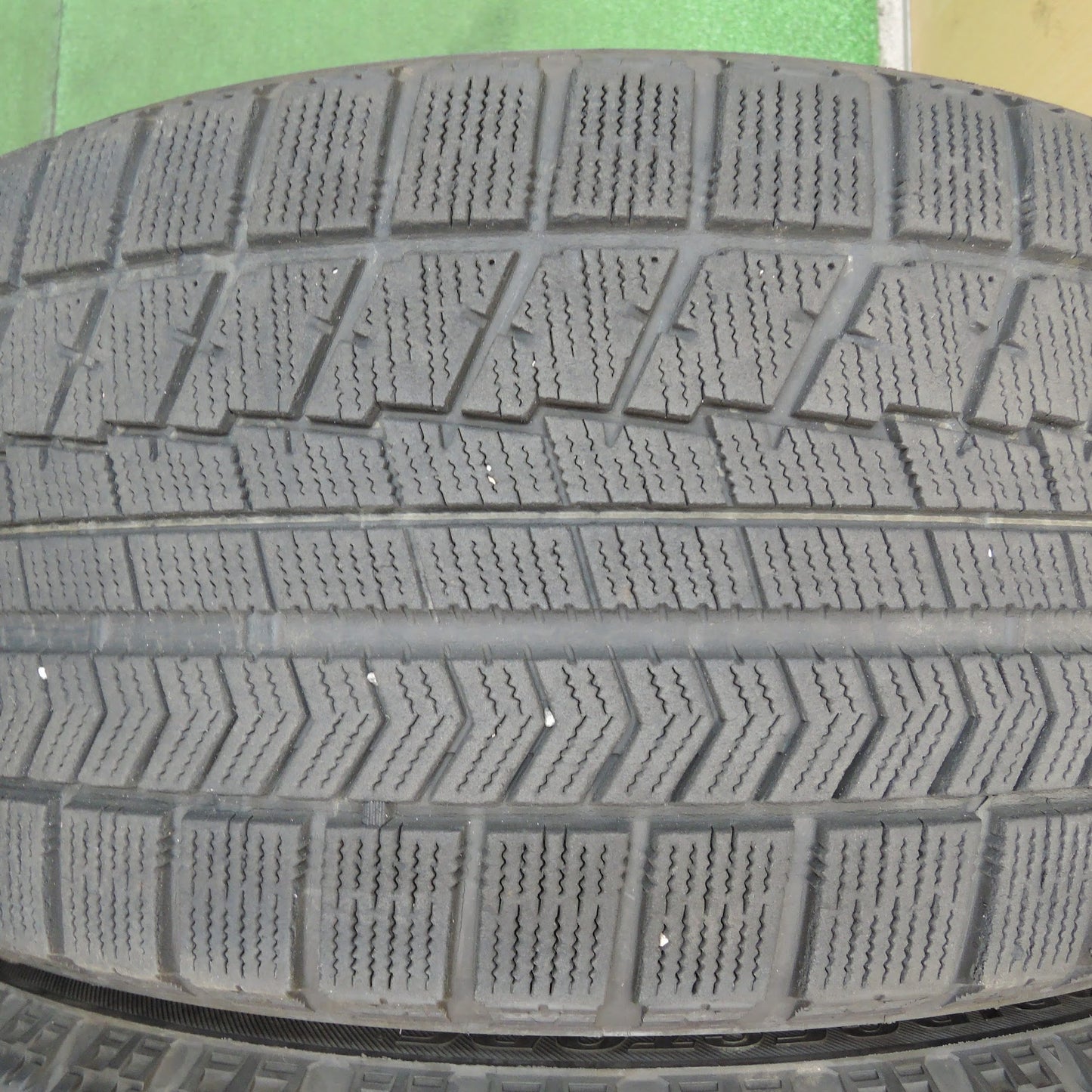 [送料無料]キレイ★ベンツ アウディ 等 AGA 245/50R18 スタッドレス ブリヂストン ブリザック RFT 18インチ PCD112/5H★3092204クス