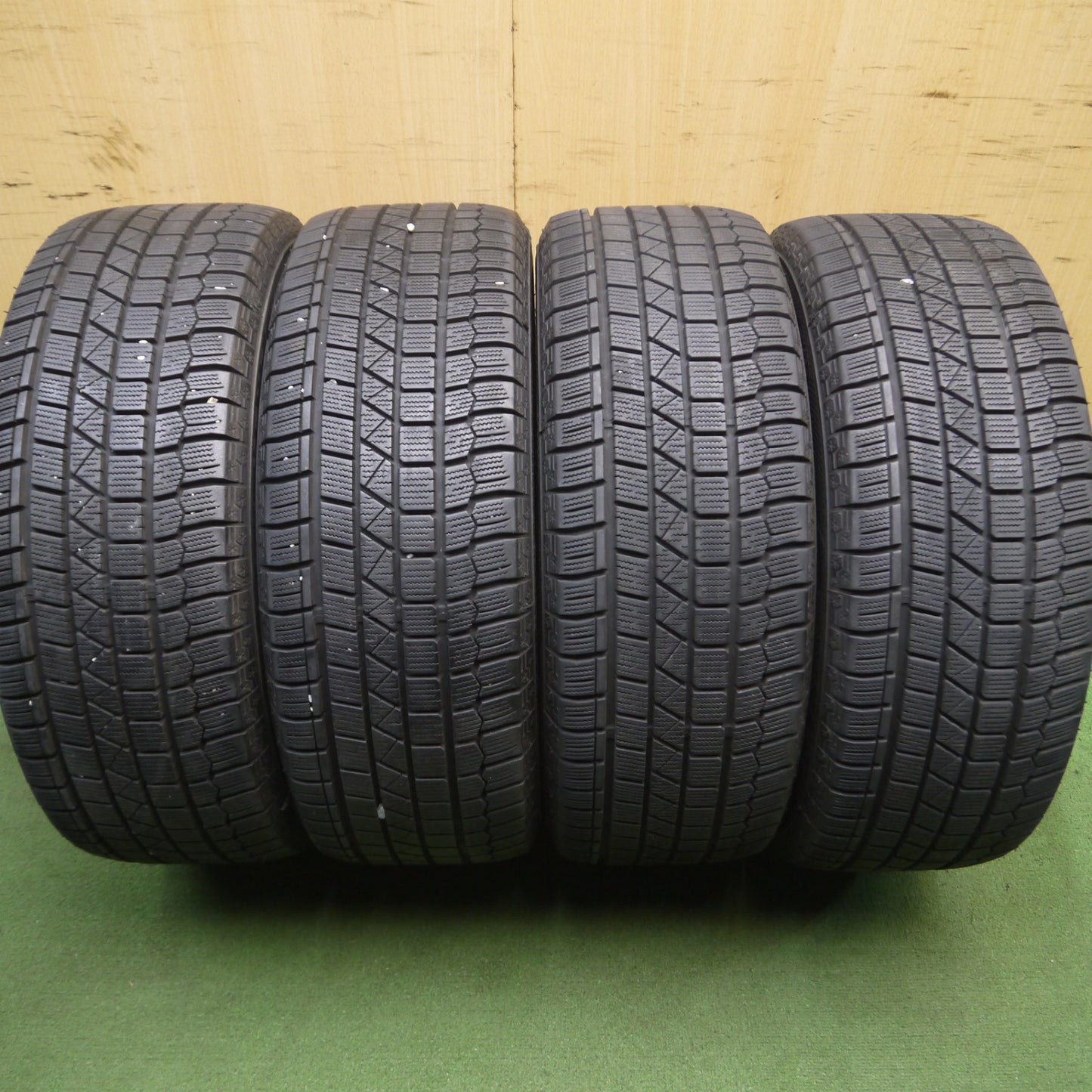 *送料無料* バリ溝！キレイ！9.5分★ボルボ V50 純正 BORBET 205/55R16 スタッドレス ケンダ KR36 アイステック ネオ PCD108/5H★4031214Hス