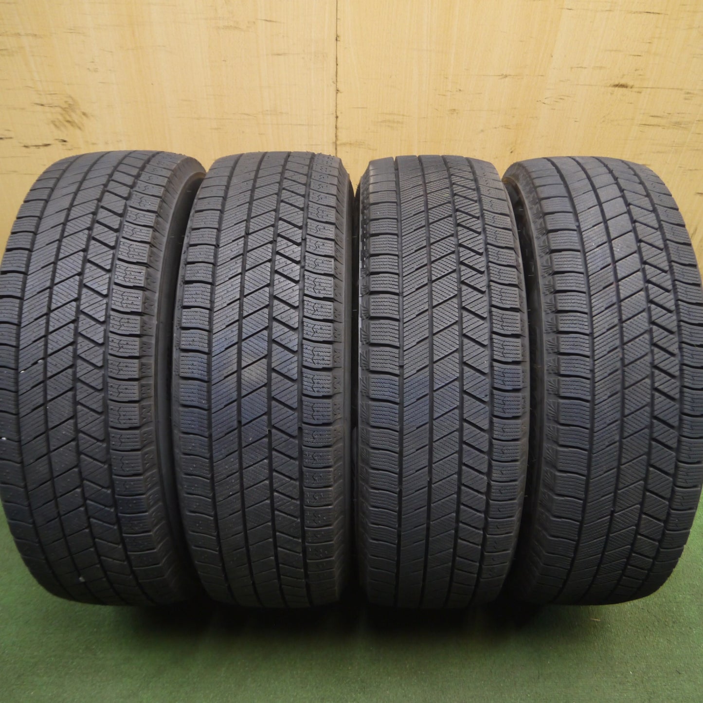 *送料無料* バリ溝！22年！キレイ！ほぼ10分★スタッドレス 195/65R15 ブリヂストン ブリザック VRX3 TOPRUN トップラン 15インチ PCD114.3/5H★4031111Hス