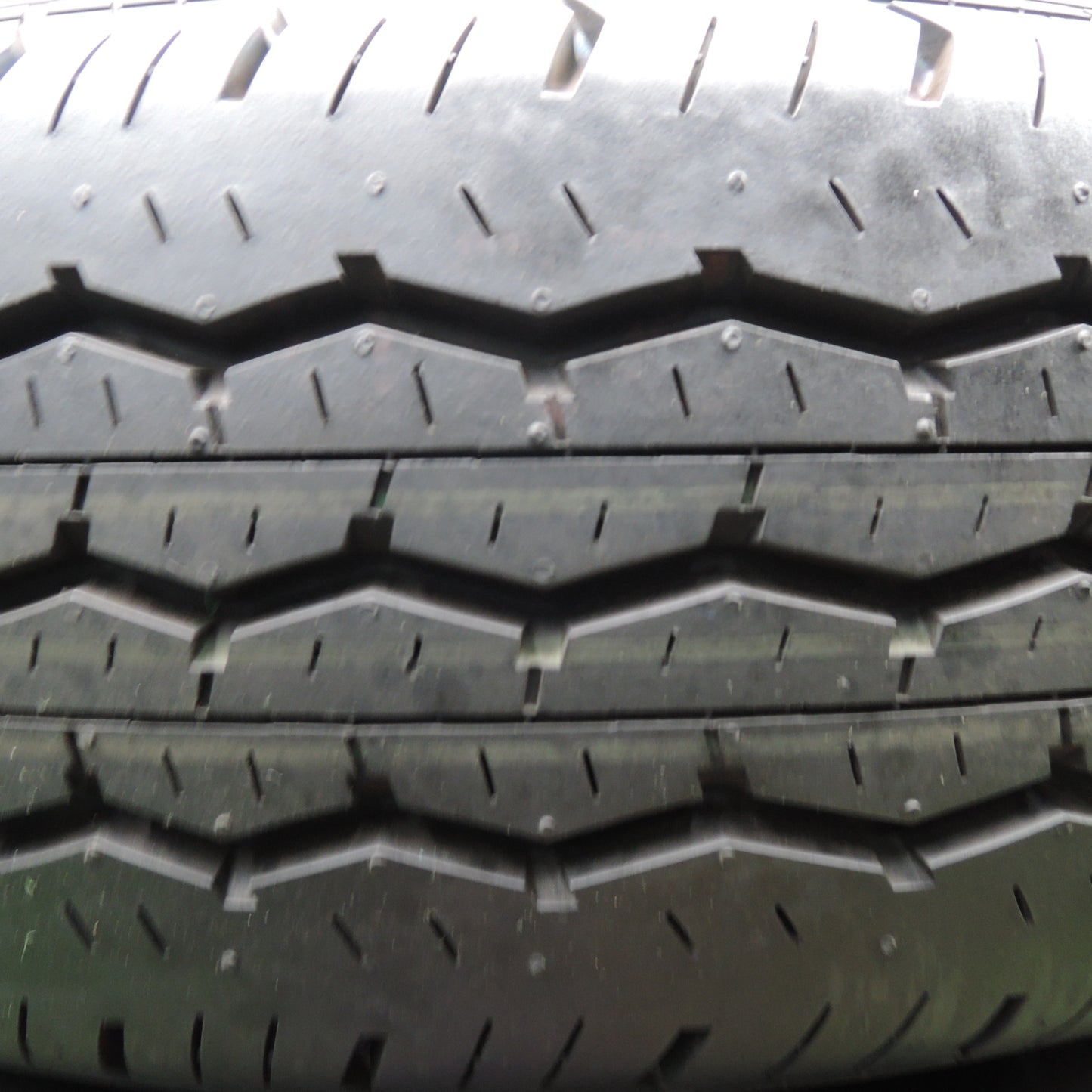 *送料無料*新車外し！23年★トヨタ ハイエース 純正 スチール 195/80R15 107/105N ブリヂストン エコピア RD613 PCD139.7/6H★4012706HAノ