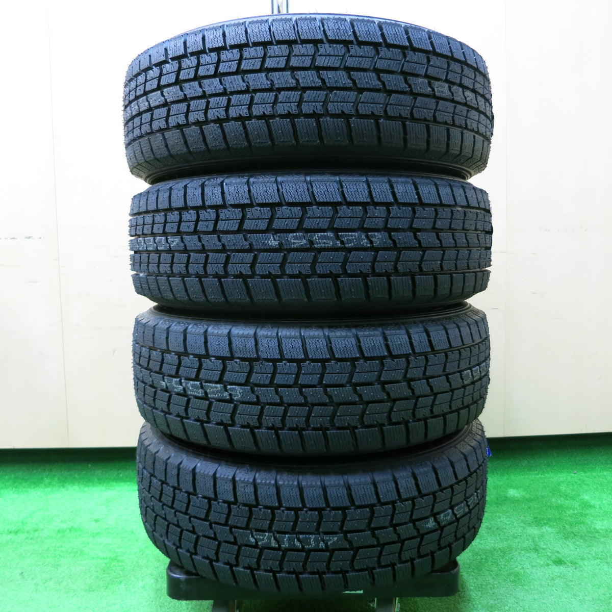 送料無料*未使用！22年☆スタッドレス 185/65R15 グッドイヤー アイスナビ7 SCHNEIDER MiD シュナイダー 15イン |  名古屋/岐阜の中古カー用品・工具の買取/販売ならガレージゲット