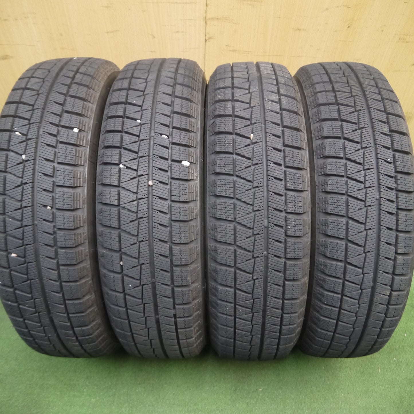 *送料無料* 超バリ溝！22年！9.5分以上★スタッドレス 155/65R14 ブリヂストン アイスパートナー2 JENEIGE 14インチ PCD100/4H★4022601Hス