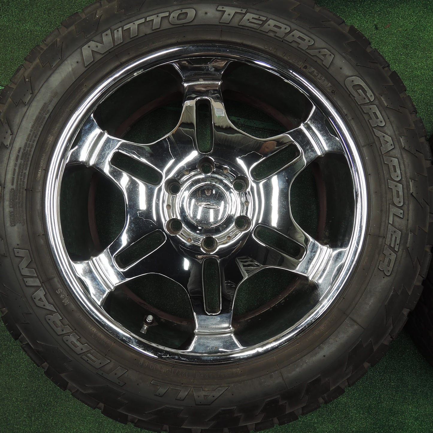 [送料無料]4本価格★GALAX ZORA ZR-6 285/55R20 122/119R 10PR ニットー TERRA GRAPPLER ギャラックス 20インチ PCD139.7/6H★3111709TNノ