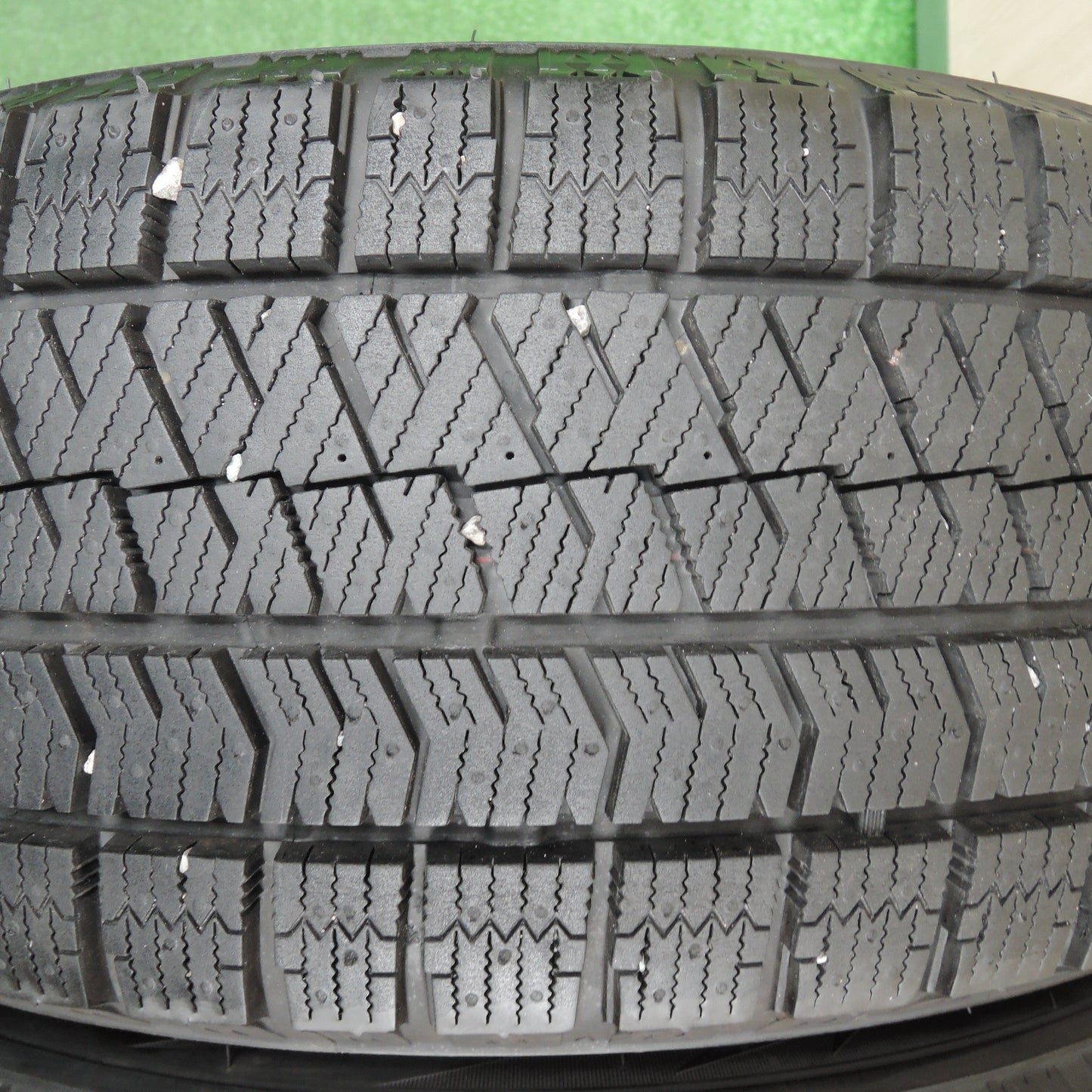 *送料無料*バリ溝！22年！キレイ！ほぼ10分★スタッドレス 215/60R16 ブリヂストン ブリザック VRX2 MANARAY SPORT マナレイ 16インチ PCD114.3/5H★3121312TNス