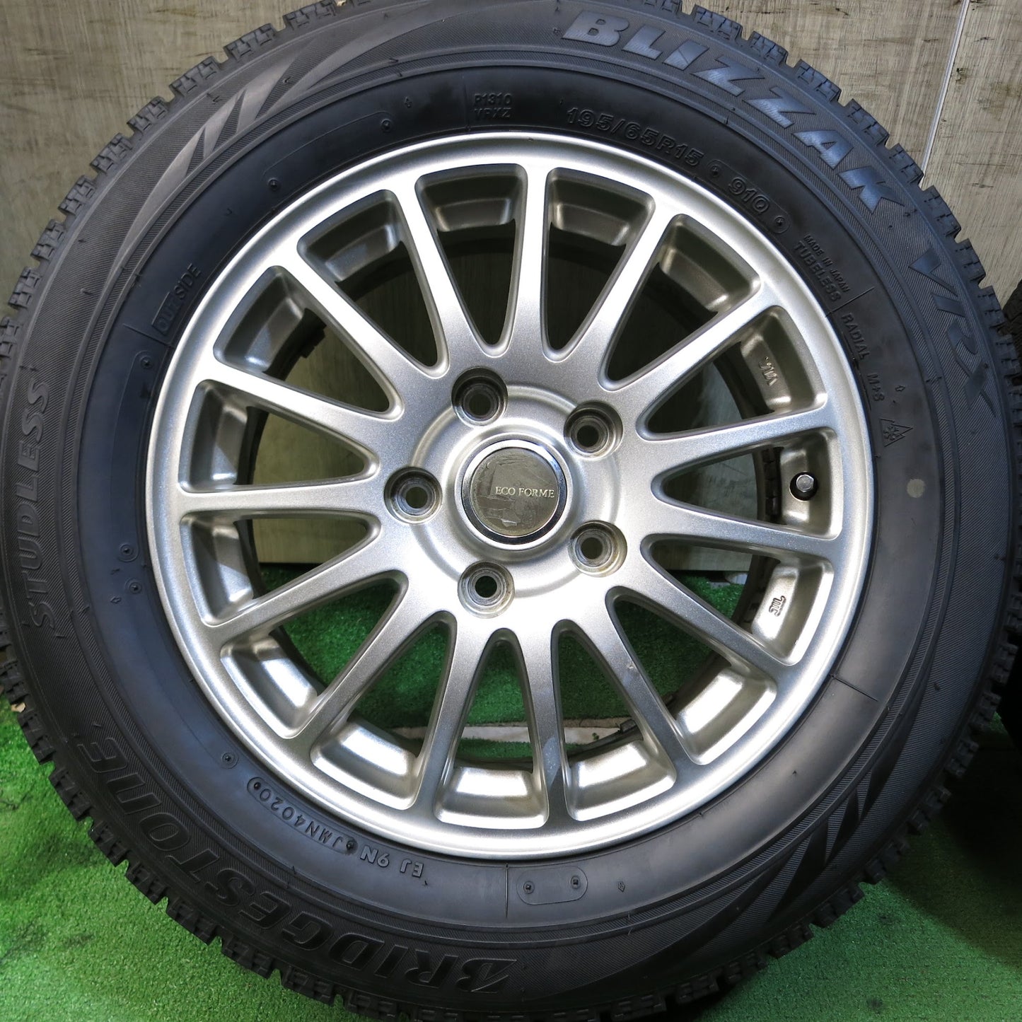 [送料無料]キレイ！20年★スタッドレス 195/65R15 ブリヂストン ブリザック VRX ECO FORME エコフォルム 15インチ PCD114.3/5H★3061308Hス