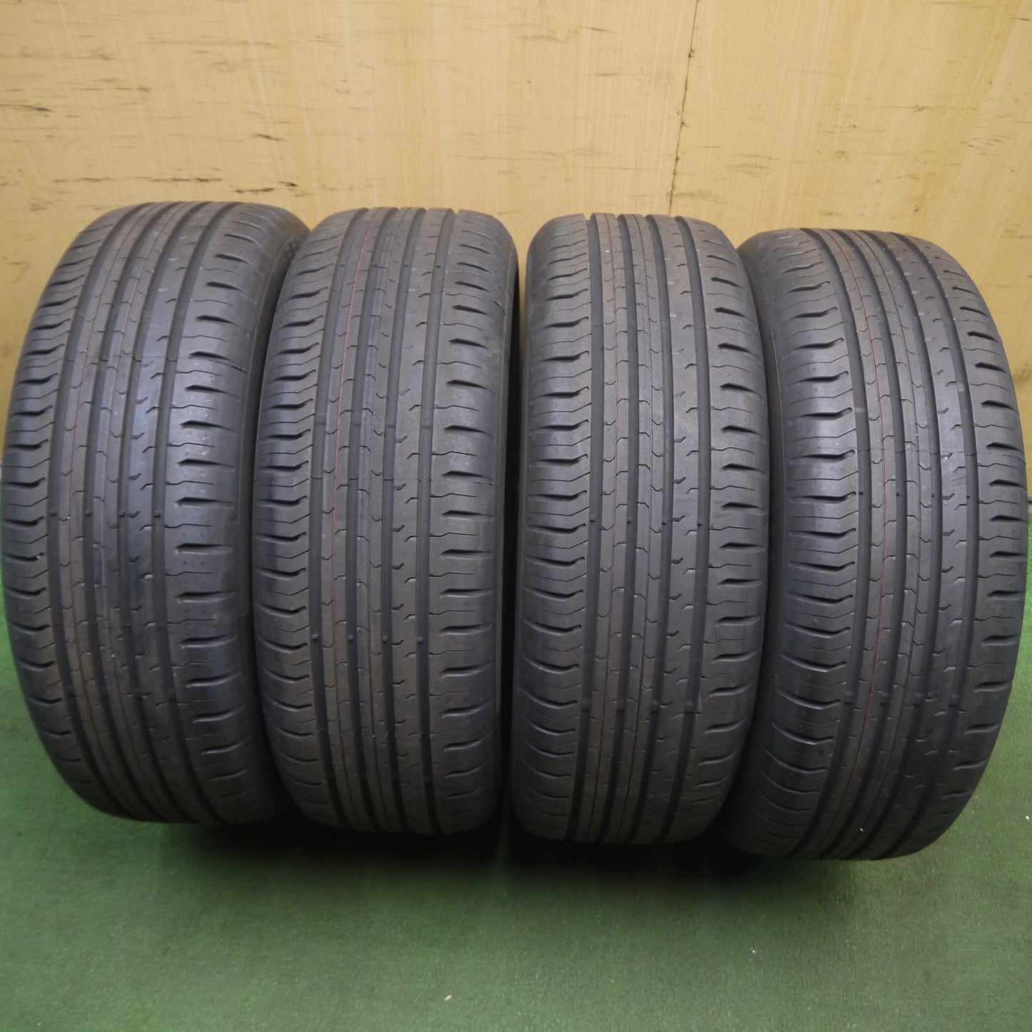 *送料無料* 新車外し！23年★205/60R16 コンチネンタル コンチエココンタクト5 タイヤ 16インチ アウディ MINI ミニ クロスオーバー 等★4022907KKノタ