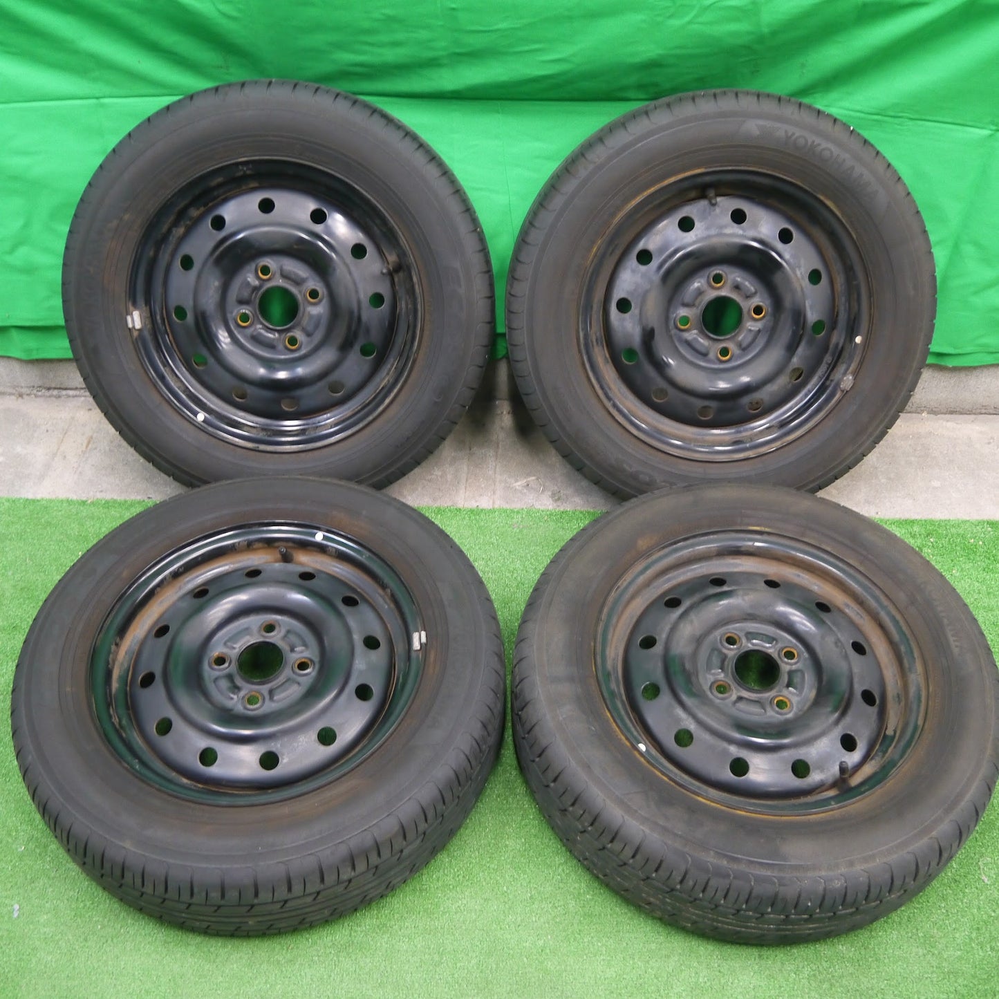 [送料無料]バリ溝！21年！9分★175/65R14 ヨコハマ エコス ES31 スチール ホイール 14インチ PCD100/4H★3062306Iノ