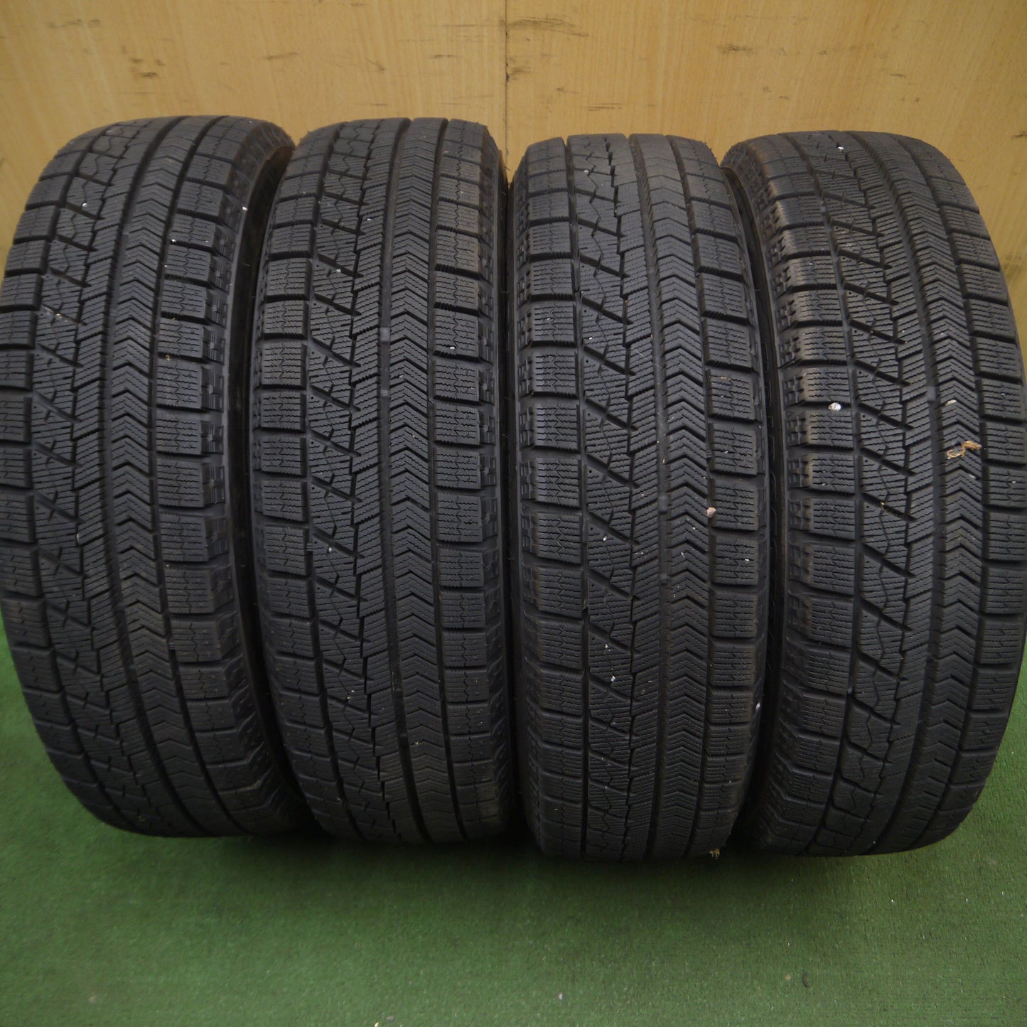 *送料無料*バリ溝！20年！9.5分★ダイハツ タント 純正 155/65R14 スタッドレス ブリヂストン ブリザック VRX 14インチ PCD100/4H★3101007Hス