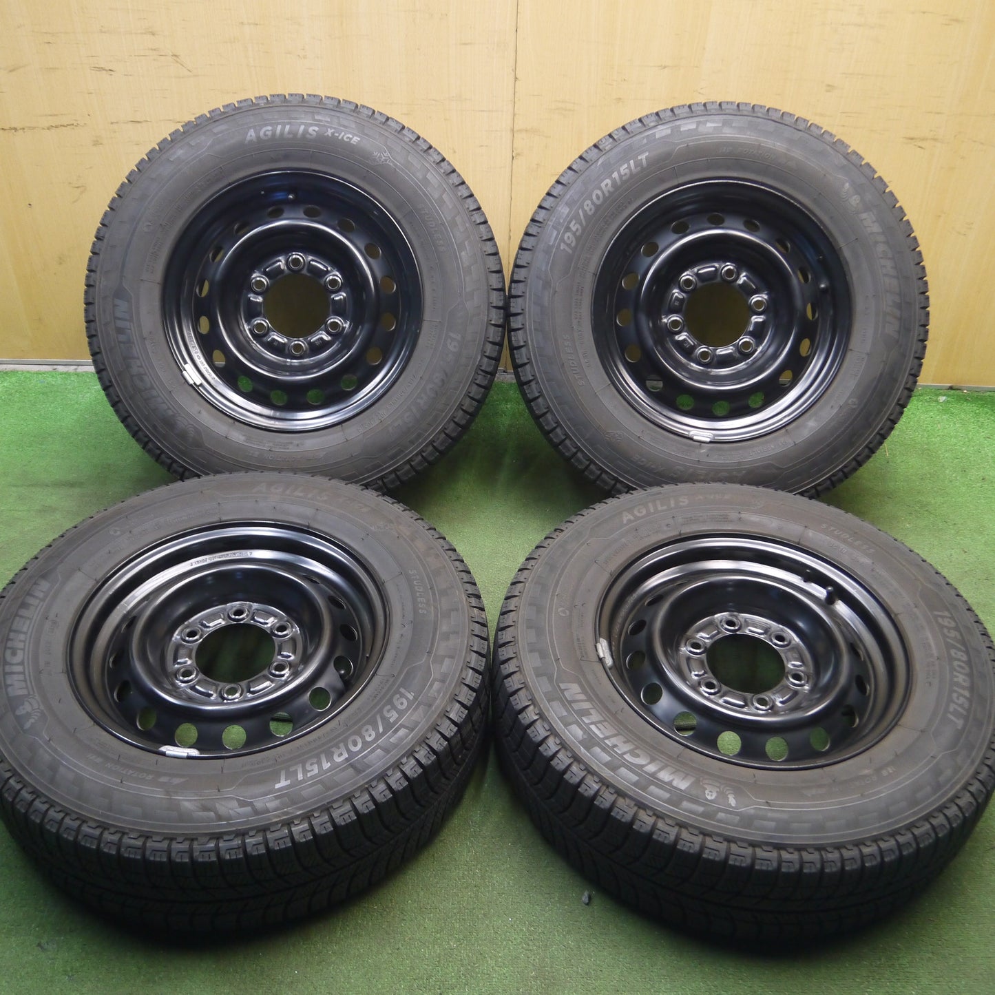 *送料無料*バリ溝！20年！キレイ！9分★ハイエース 純正 195/80R15 107/105R スタッドレス ミシュラン AGILIS X-ICE スチール ホイール 15インチ PCD139.7/6H★4010513Hス