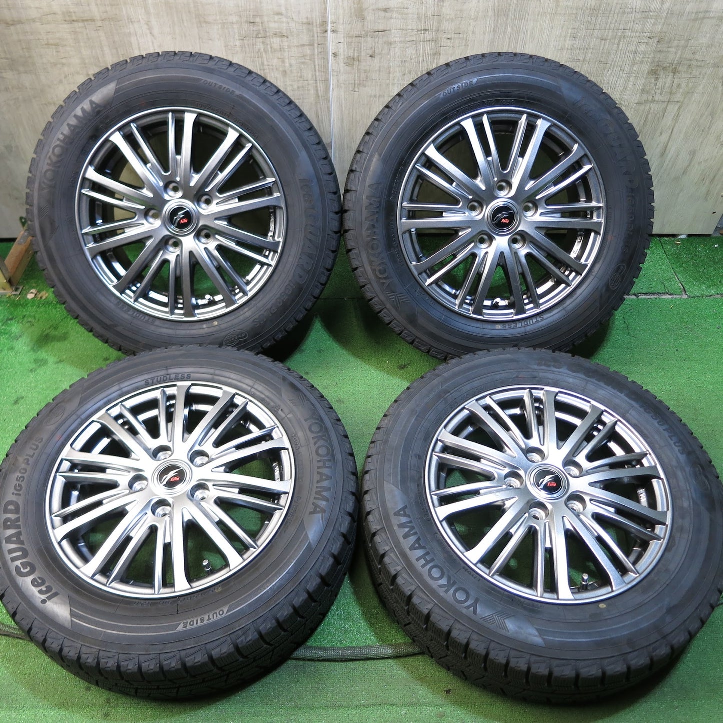 [送料無料]バリ溝！19年！キレイ！9.5分★スタッドレス 195/65R15 ヨコハマ アイスガード iG50 プラス Fang ファング 15インチ PCD114.3/5H★3060712Hス