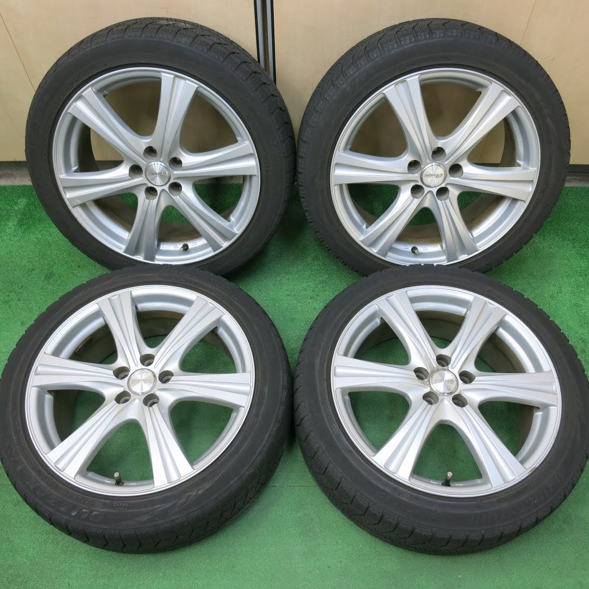 [送料無料]4本価格★スタッドレス 215/45R17 ブリヂストン ブリザック VRX SIBILLA RZ シビラ 17インチ PCD100/5H★3061909ヒス