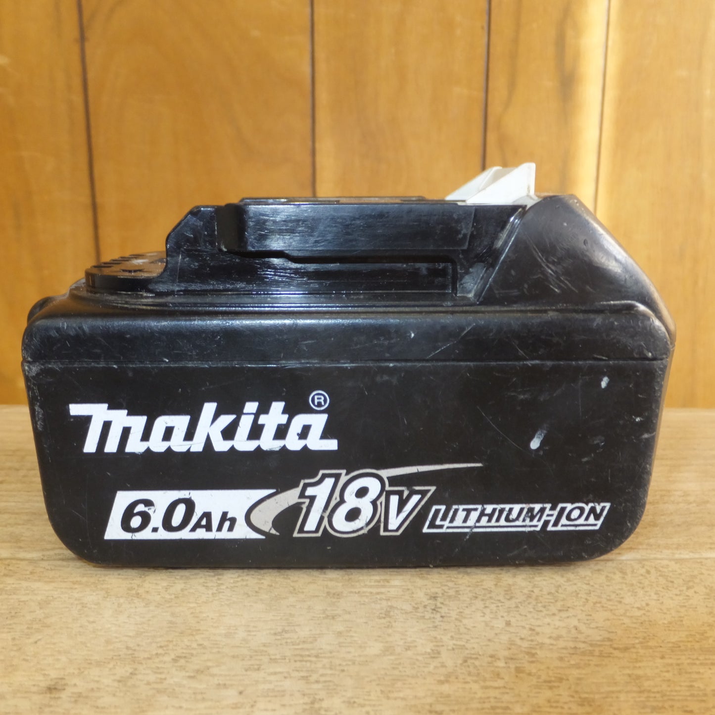 [送料無料]★マキタ makita Li-ion バッテリ BL1860B DC18V 6.0Ah 108Wh★