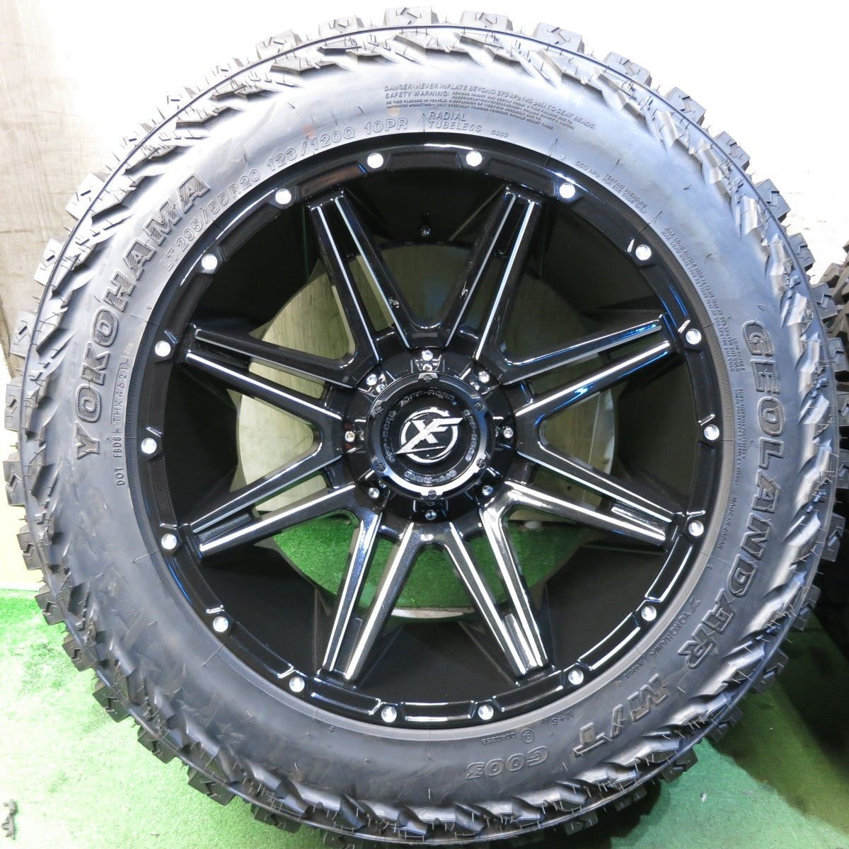 *送料無料* 超バリ溝！21年！綺麗！ほぼ10分★XF OFF-ROAD 295/55R20 ヨコハマ ジオランダー M/T G003 20インチ PCD114.3 127/5H マルチ★4021603クノ