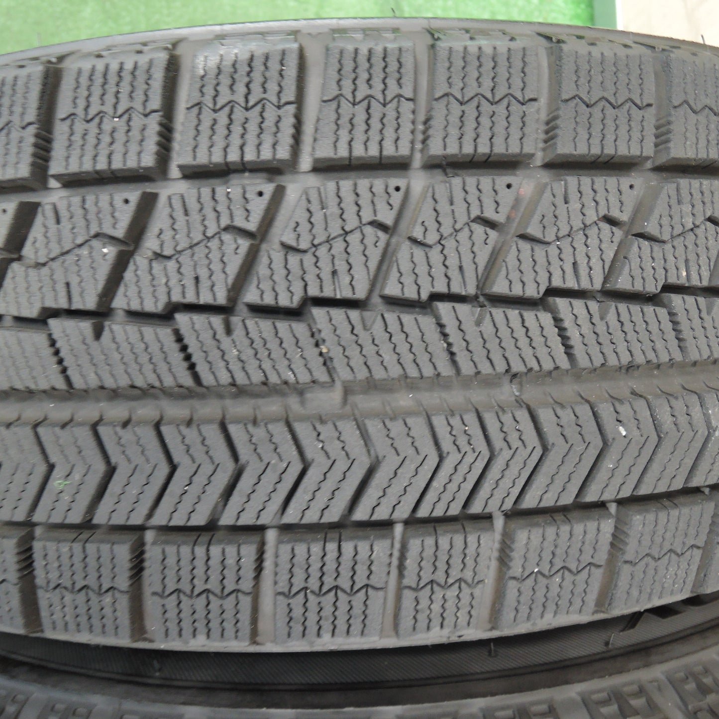 *送料無料*バリ溝！20年！キレイ！9.5分★スタッドレス 185/65R15 ブリヂストン ブリザック VRX EuroSpeed MANARAY SPORT PCD114.3/5H★3120404TNス