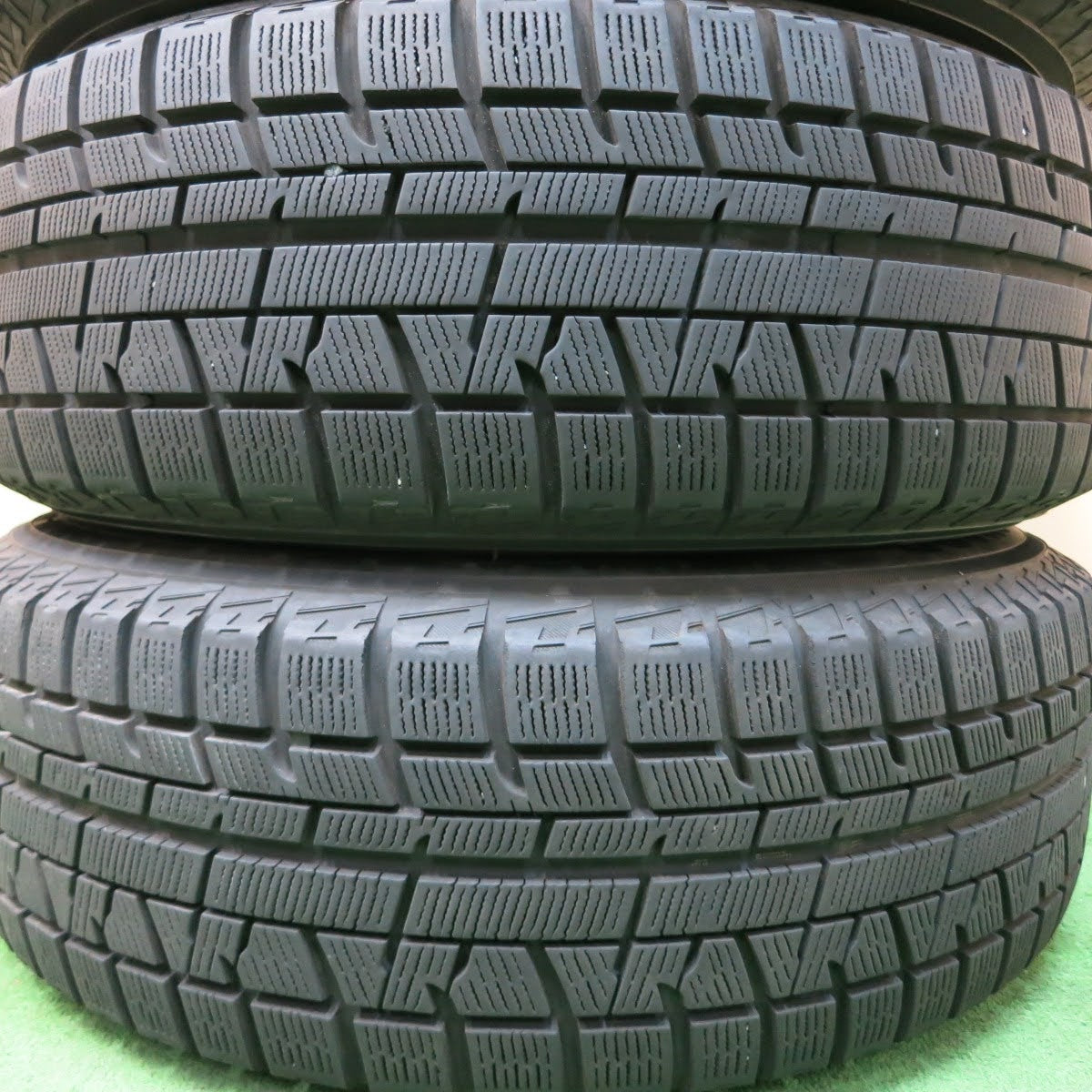 [送料無料]バリ溝！19年！キレイ！9.5分★スタッドレス 215/65R16 ヨコハマ アイスガード iG50 プラス JENEIGE 16インチ PCD114.3/5H★3072910イス