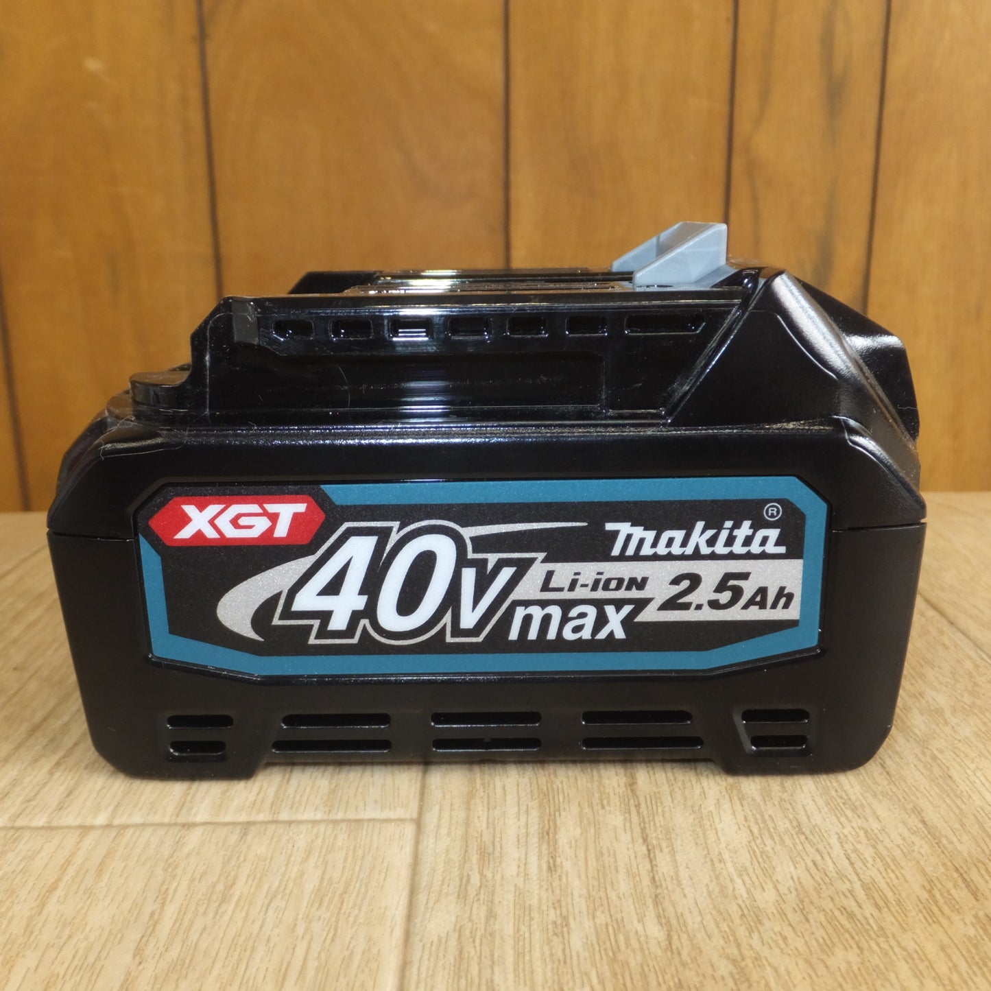 [送料無料] 美品★マキタ makita Li-ion バッテリ BL4025　DC36V 2.5Ah　DC40V(max) 90Wh★