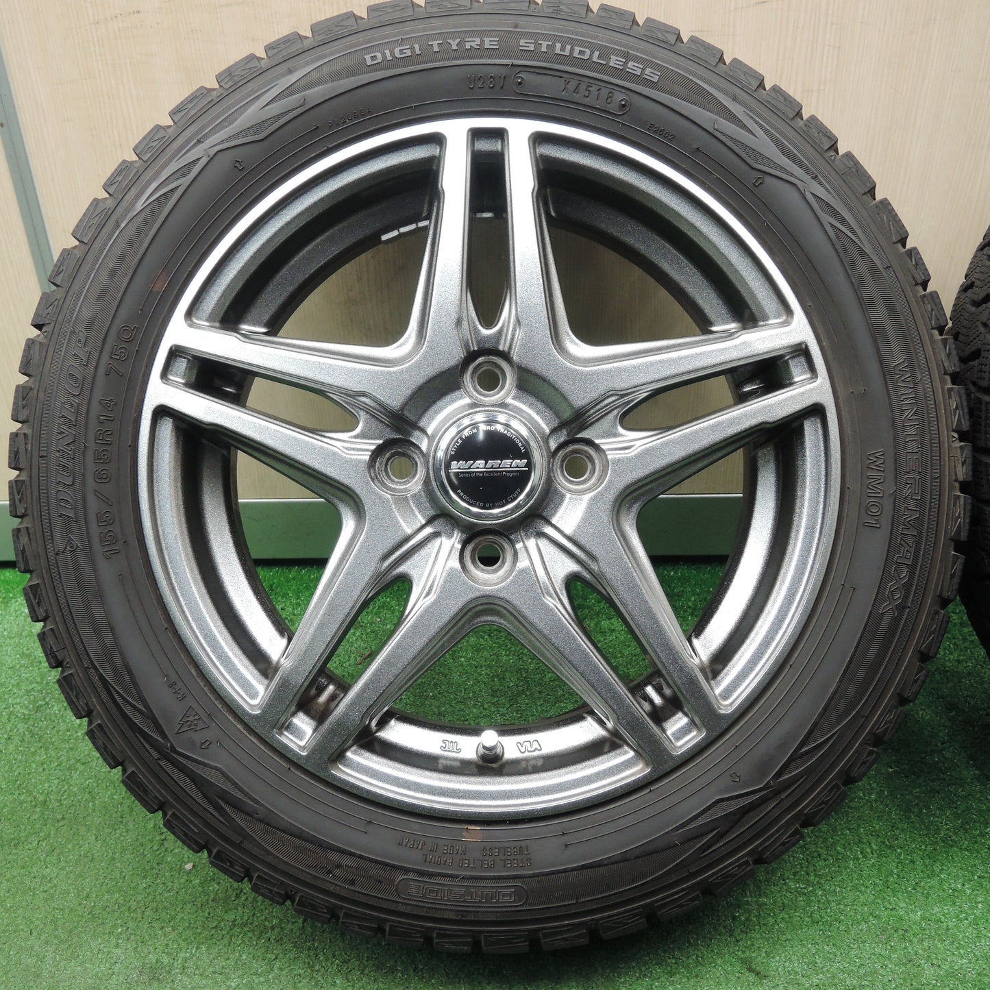 *送料無料*キレイ★スタッドレス 155/65R14 ダンロップ ウインターマックス WM01 WAREN ヴァーレン 14インチ PCD100/4H★3122705NJス