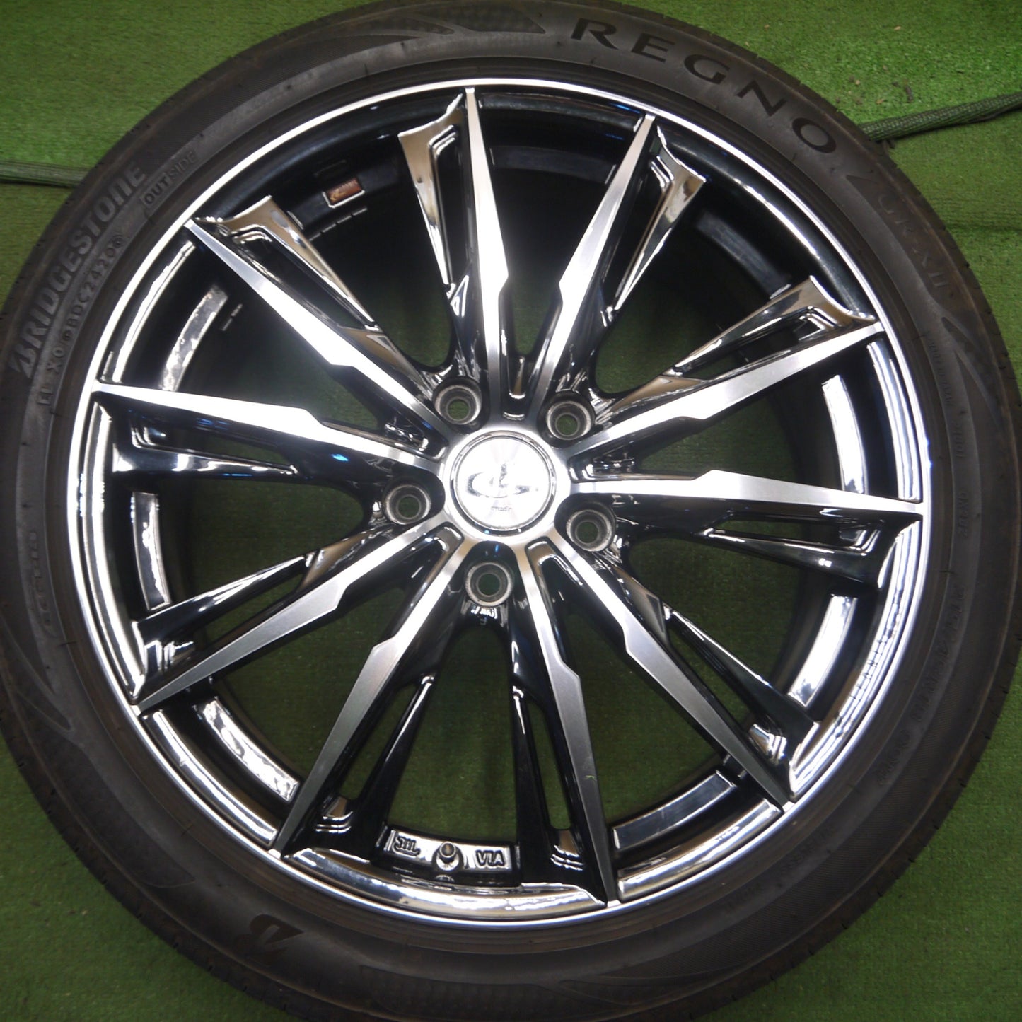 *送料無料* バリ溝！20年！綺麗！9分★LEONIS GX 215/45R18 ブリヂストン レグノ GR-X2 レオニス 18インチ PCD114.3/5H★4030407Hノ