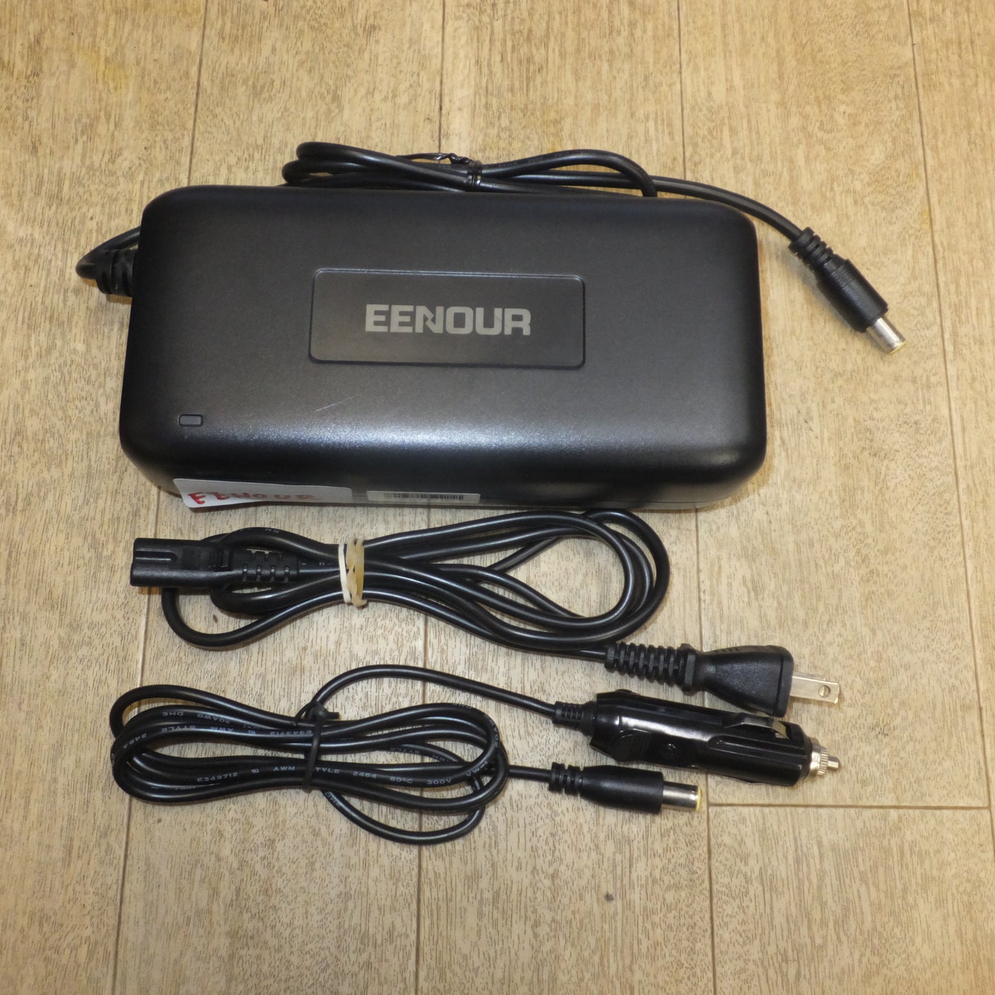 [送料無料]美品★イーノウ EENOUR ポータブル電源 EB120　324000mAh/1200Wh(3.7V)★